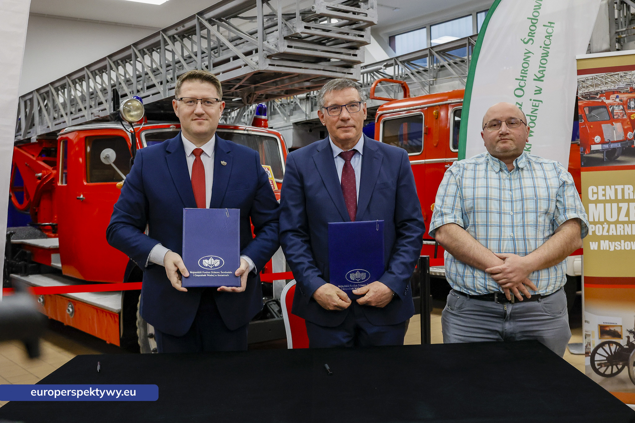 WFOŚiGW umowy OSP-51 Europerspektywy Ekoremiza i WFOŚiGW: kolejne umowy podpisane. Blisko 1,3 mln zł na modernizację remiz