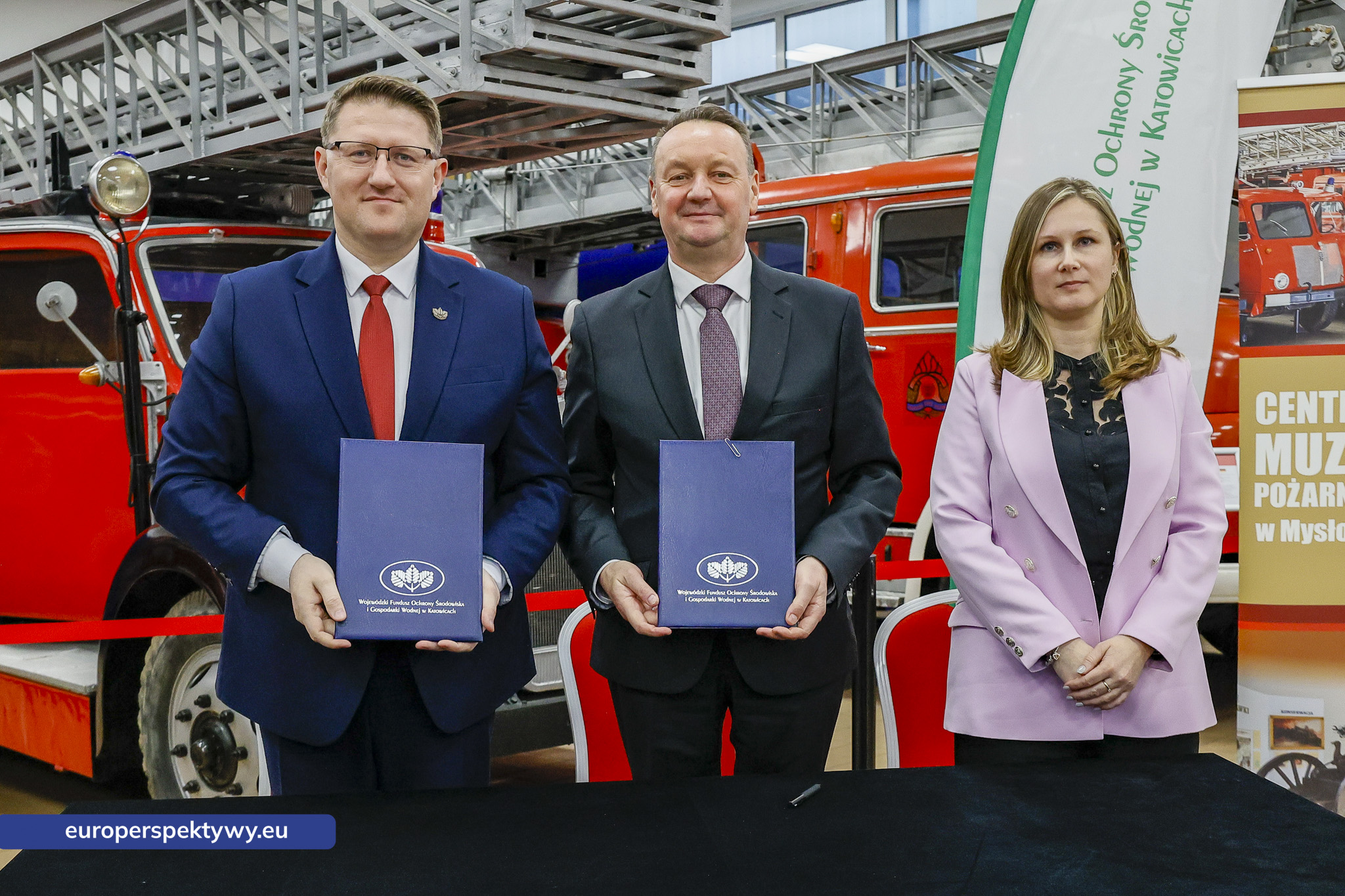 WFOŚiGW umowy OSP-58 Europerspektywy Ekoremiza i WFOŚiGW: kolejne umowy podpisane. Blisko 1,3 mln zł na modernizację remiz