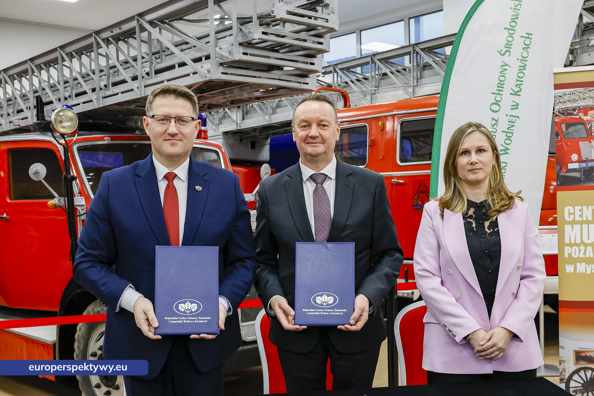 WFOŚiGW umowy OSP-59 Europerspektywy Ekoremiza i WFOŚiGW: kolejne umowy podpisane. Blisko 1,3 mln zł na modernizację remiz