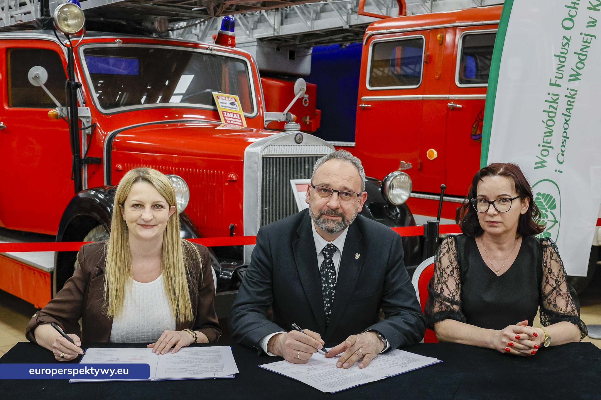 WFOŚiGW umowy OSP-61 Europerspektywy Ekoremiza i WFOŚiGW: kolejne umowy podpisane. Blisko 1,3 mln zł na modernizację remiz