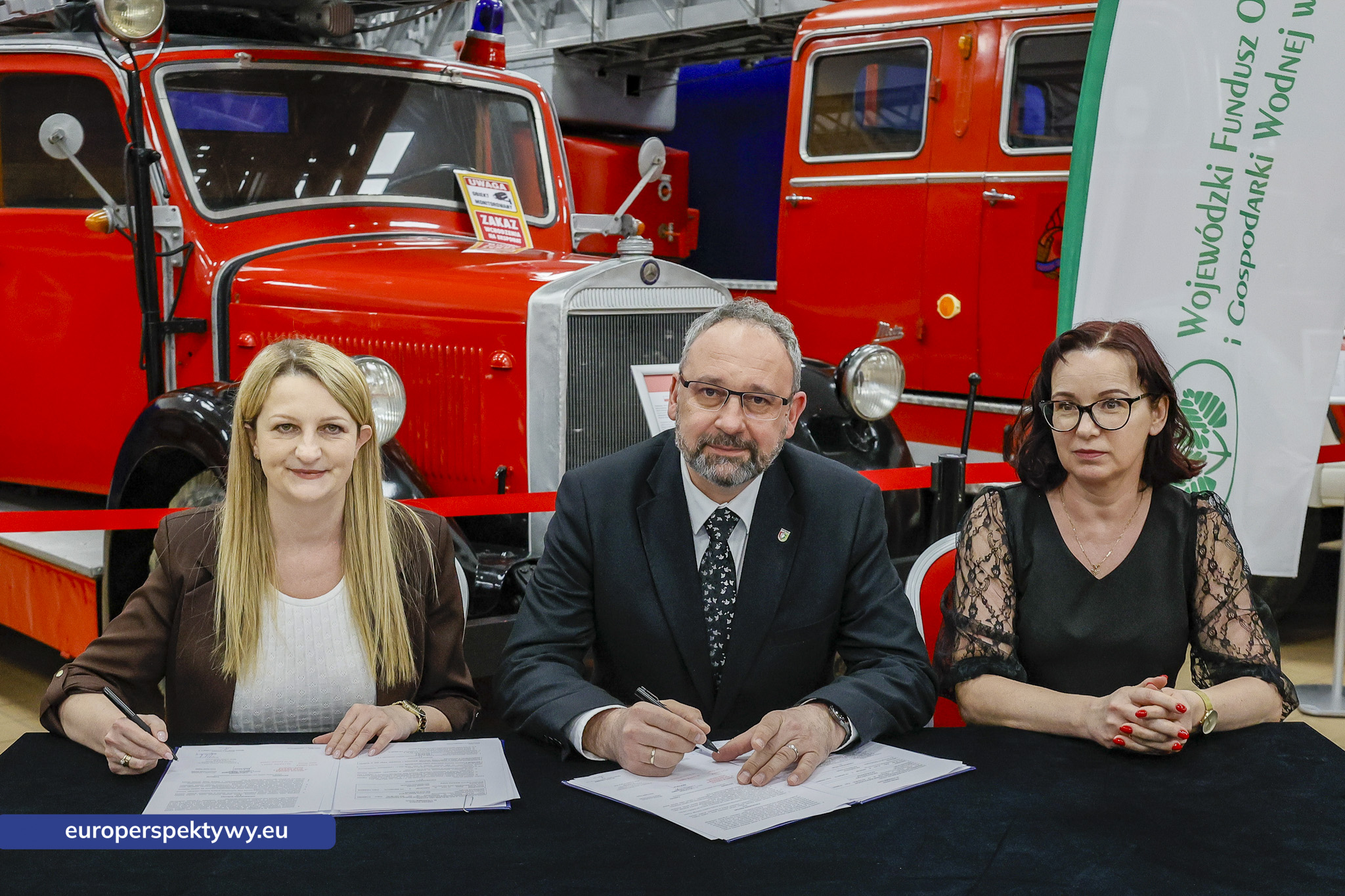 WFOŚiGW umowy OSP-62 Europerspektywy Ekoremiza i WFOŚiGW: kolejne umowy podpisane. Blisko 1,3 mln zł na modernizację remiz