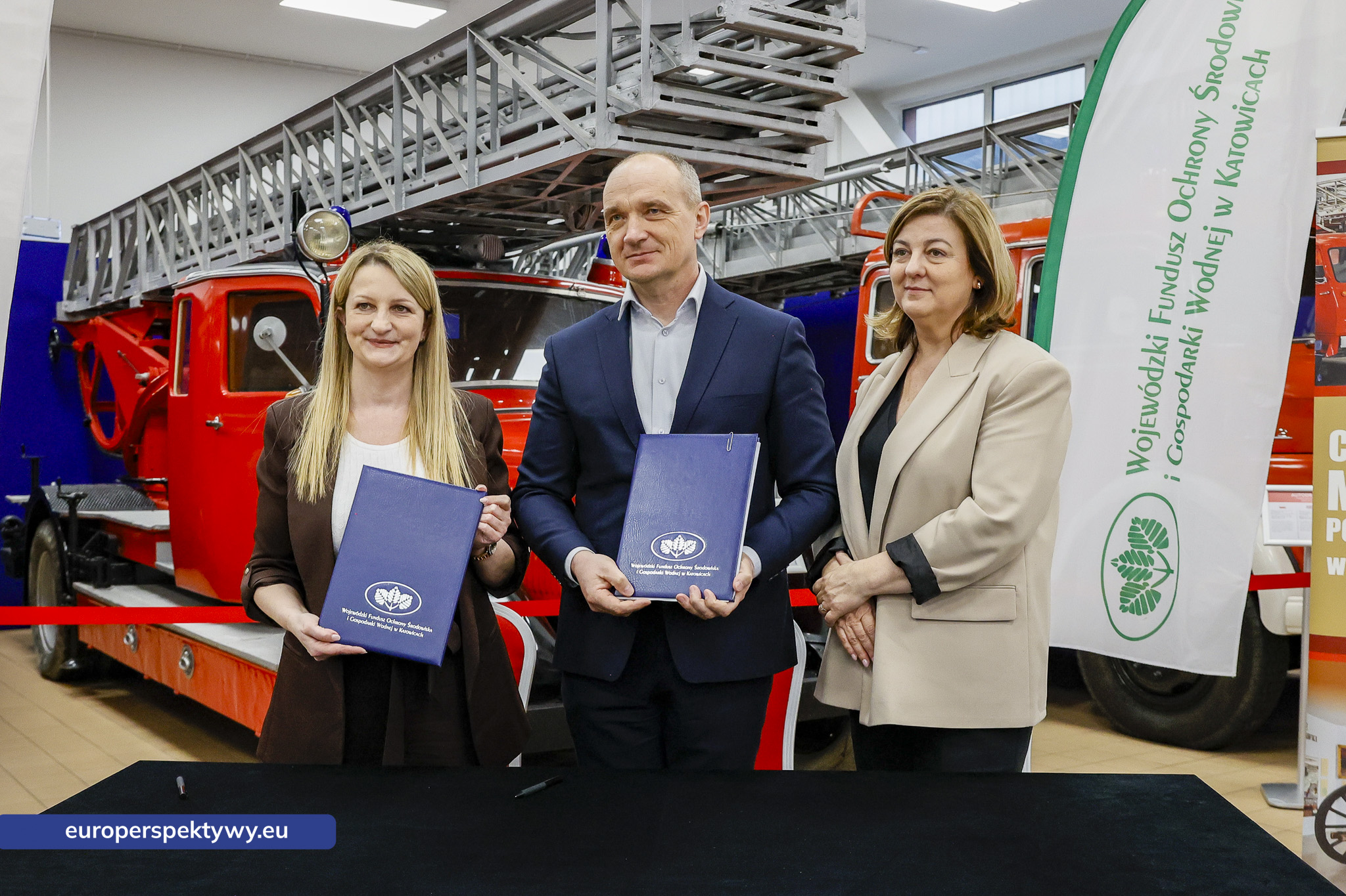 WFOŚiGW umowy OSP-73 Europerspektywy Ekoremiza i WFOŚiGW: kolejne umowy podpisane. Blisko 1,3 mln zł na modernizację remiz