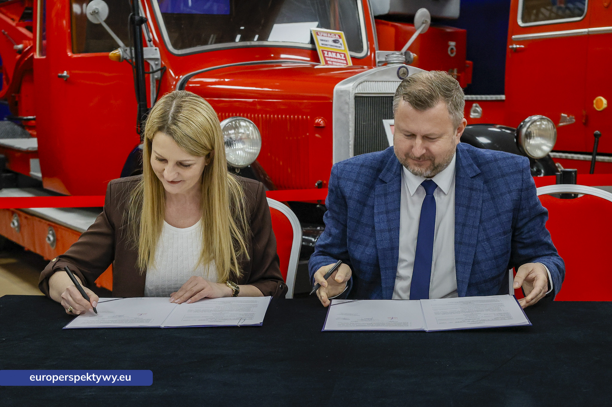 WFOŚiGW umowy OSP-82 Europerspektywy Ekoremiza i WFOŚiGW: kolejne umowy podpisane. Blisko 1,3 mln zł na modernizację remiz