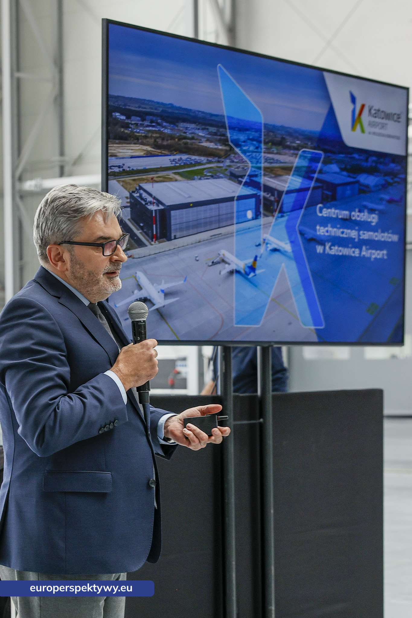 Katowice Airport Otwarcie Hangaru H4 Prezes GTL Artur Tomasik