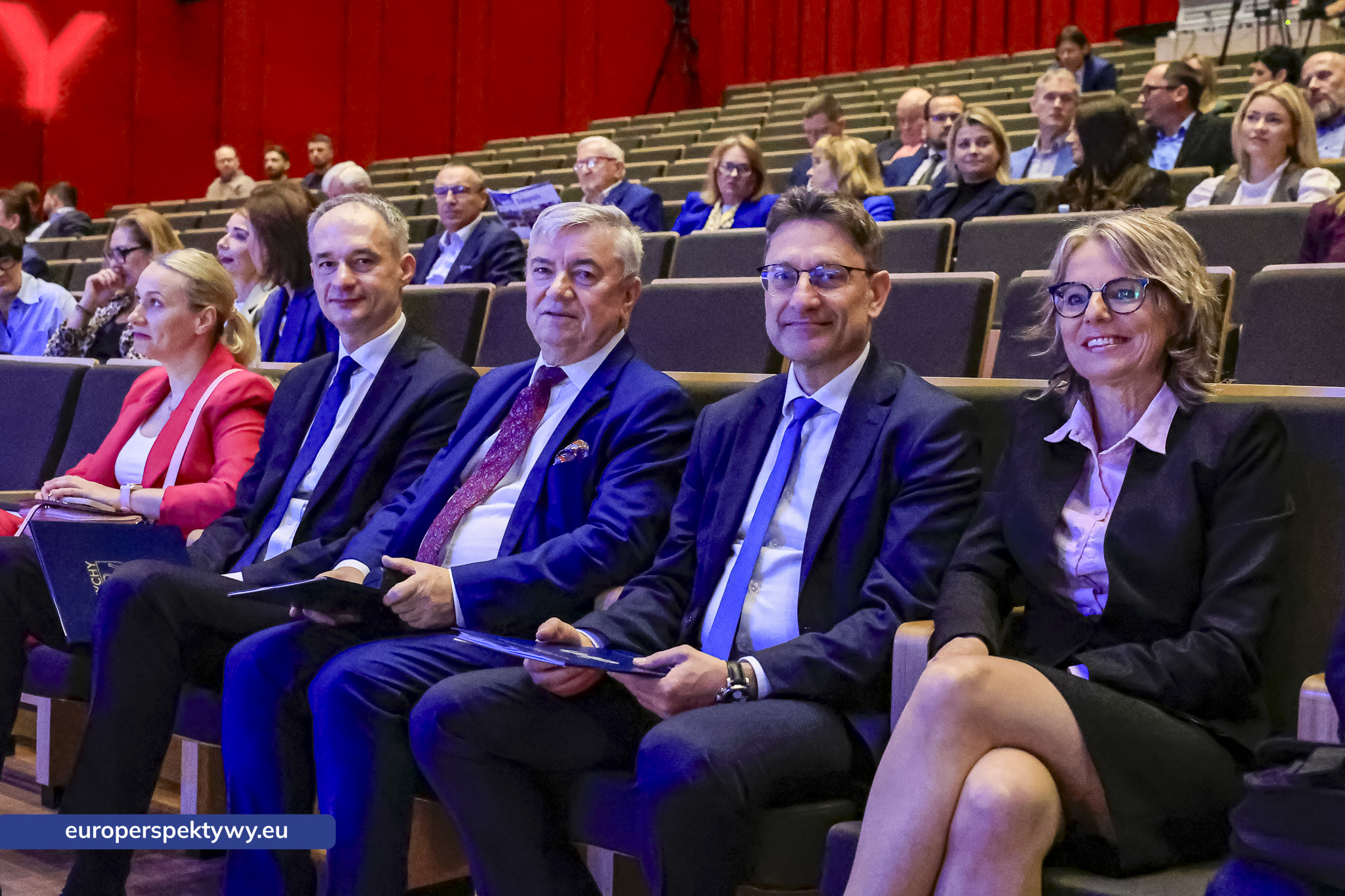 Europerspektywy OIPH: transformacja energetyczna zaczyna się dziś