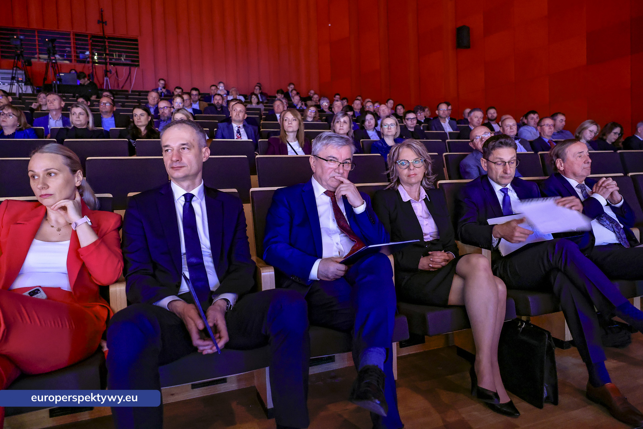 Europerspektywy OIPH: transformacja energetyczna zaczyna się dziś