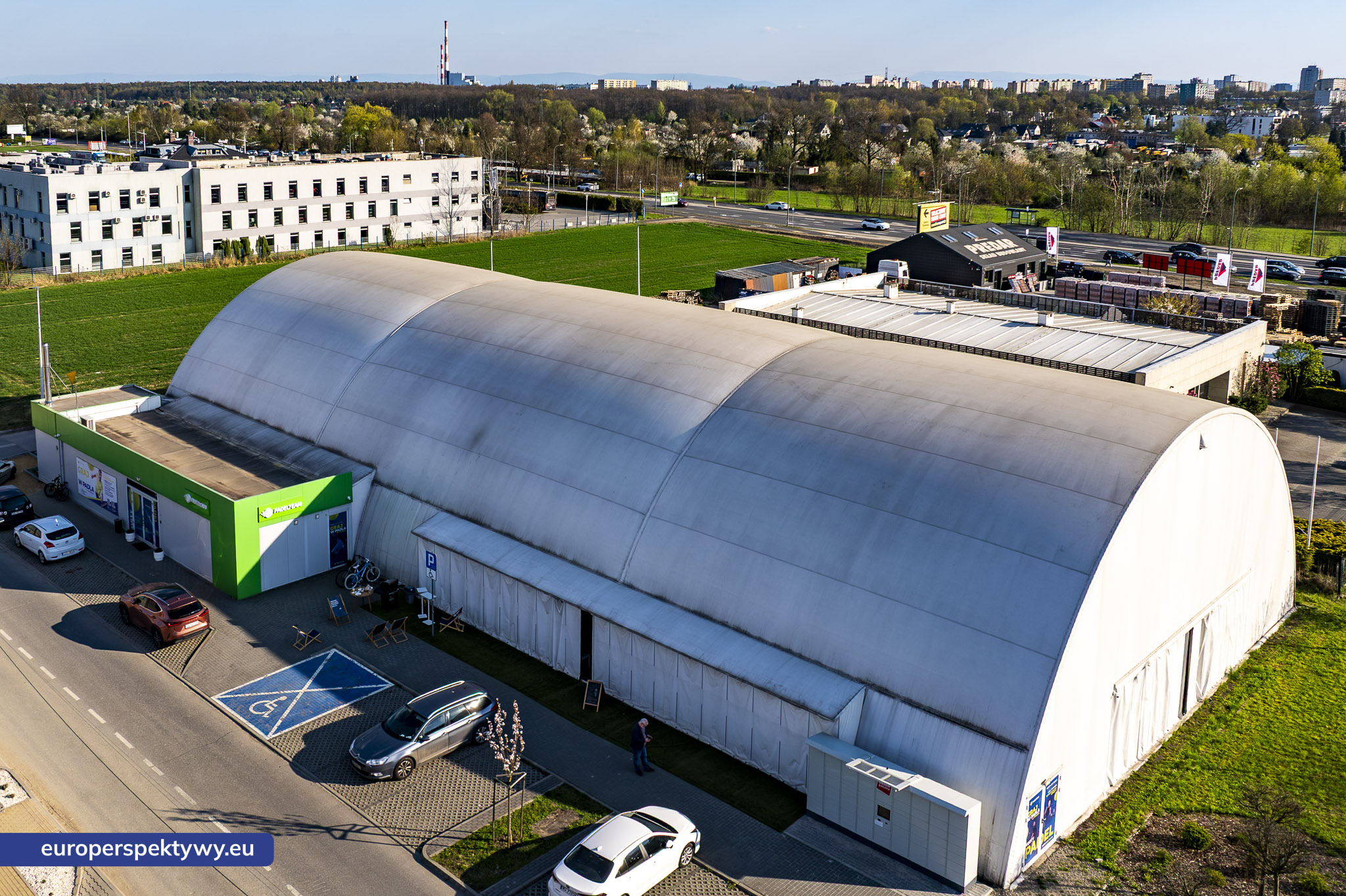 Europerspektywy III urodziny Padelteam Tychy. Padel, społeczność i biznes w jednym miejscu