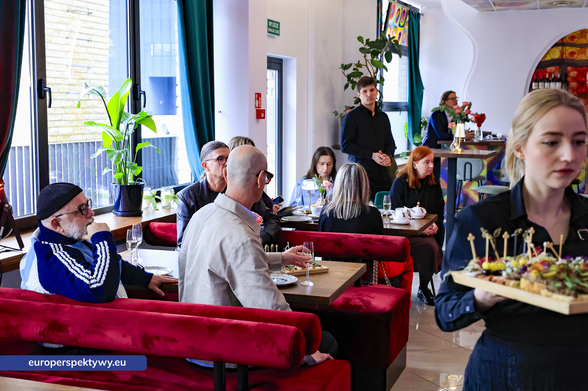 Restauracja MAX Spodek - Klub PIEKŁO-12 Europerspektywy Powrót legendy do serca Katowic. Restauracja MAX ponownie otwarta