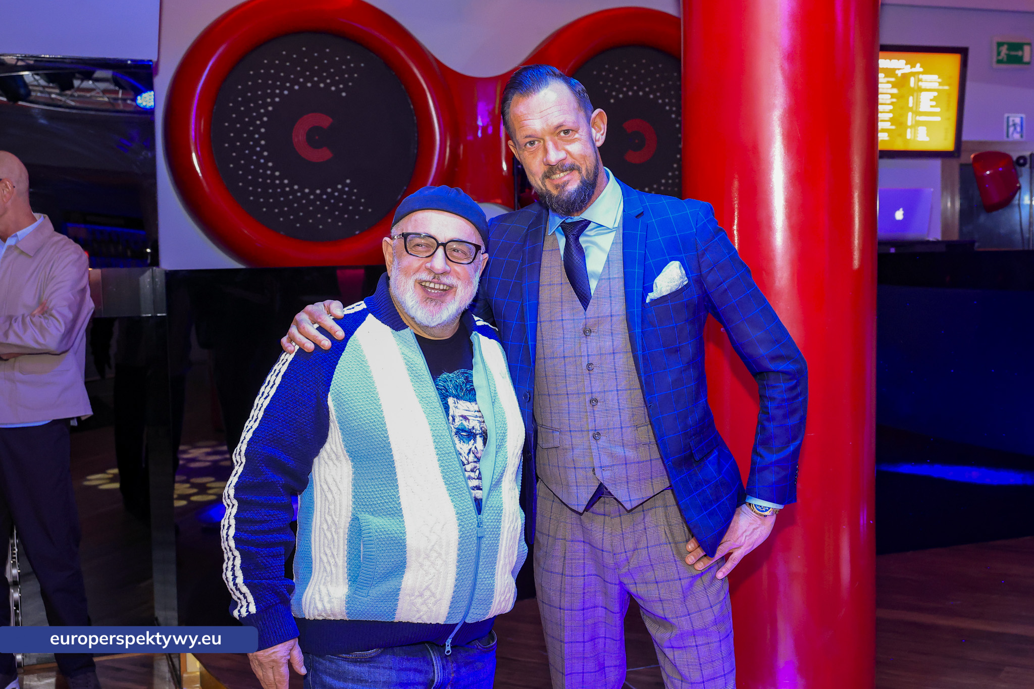 Restauracja MAX Spodek - Klub PIEKŁO-14 Europerspektywy Powrót legendy do serca Katowic. Restauracja MAX ponownie otwarta