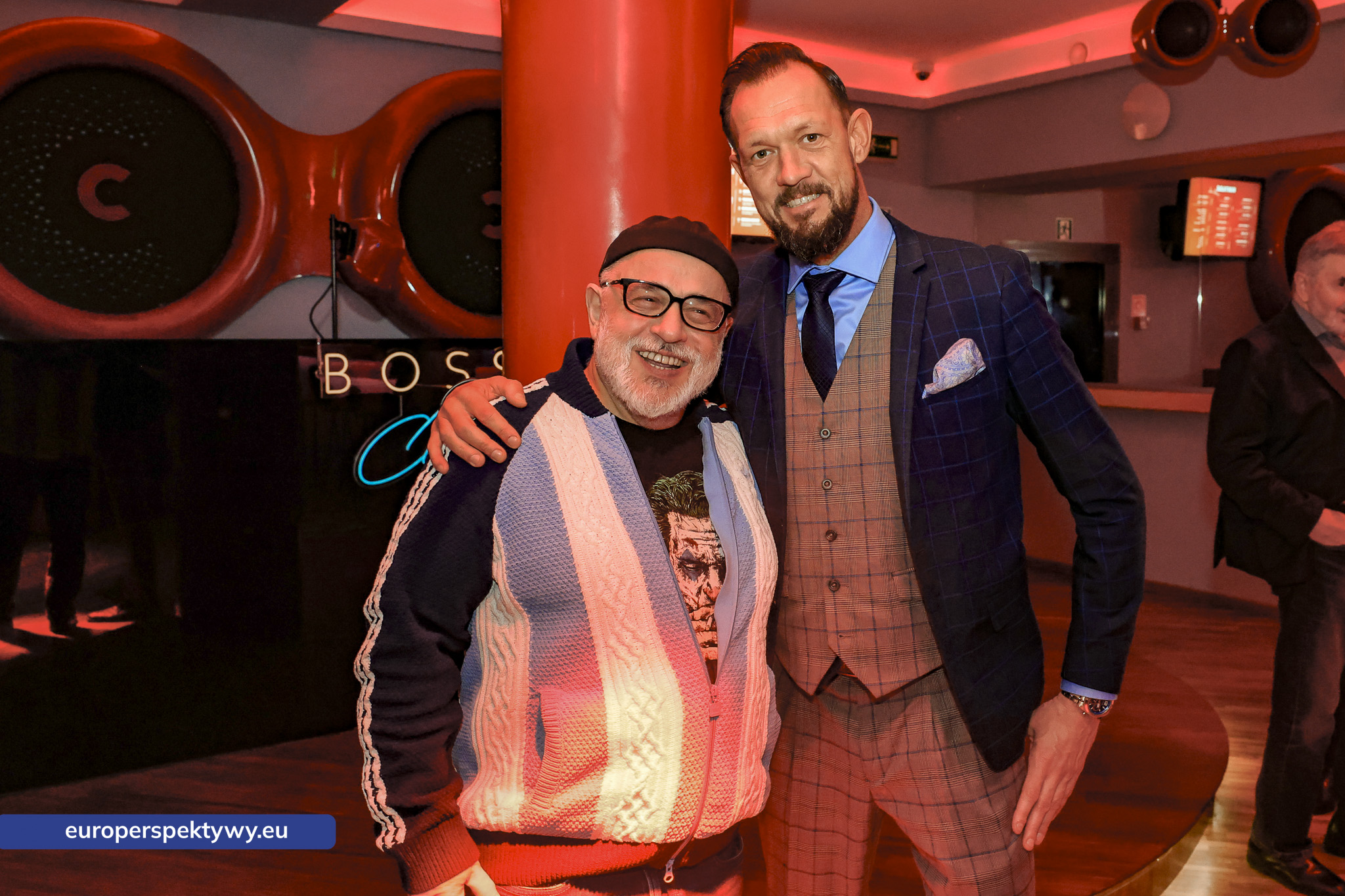 Restauracja MAX Spodek - Klub PIEKŁO-17 Europerspektywy Powrót legendy do serca Katowic. Restauracja MAX ponownie otwarta