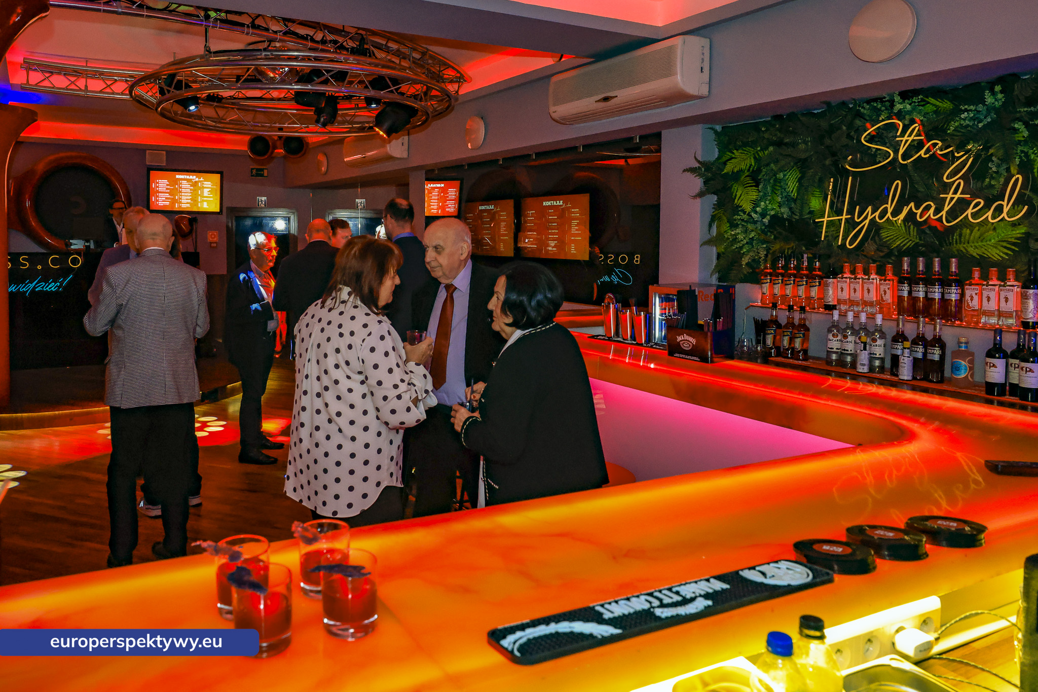 Restauracja MAX Spodek - Klub PIEKŁO-26 Europerspektywy Powrót legendy do serca Katowic. Restauracja MAX ponownie otwarta