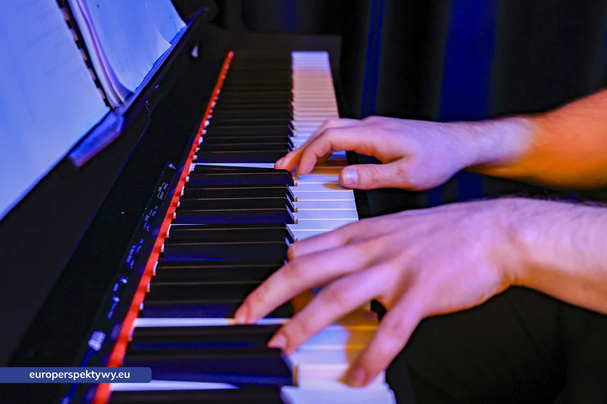 Restauracja MAX Spodek - Klub PIEKŁO-46 Europerspektywy Powrót legendy do serca Katowic. Restauracja MAX ponownie otwarta