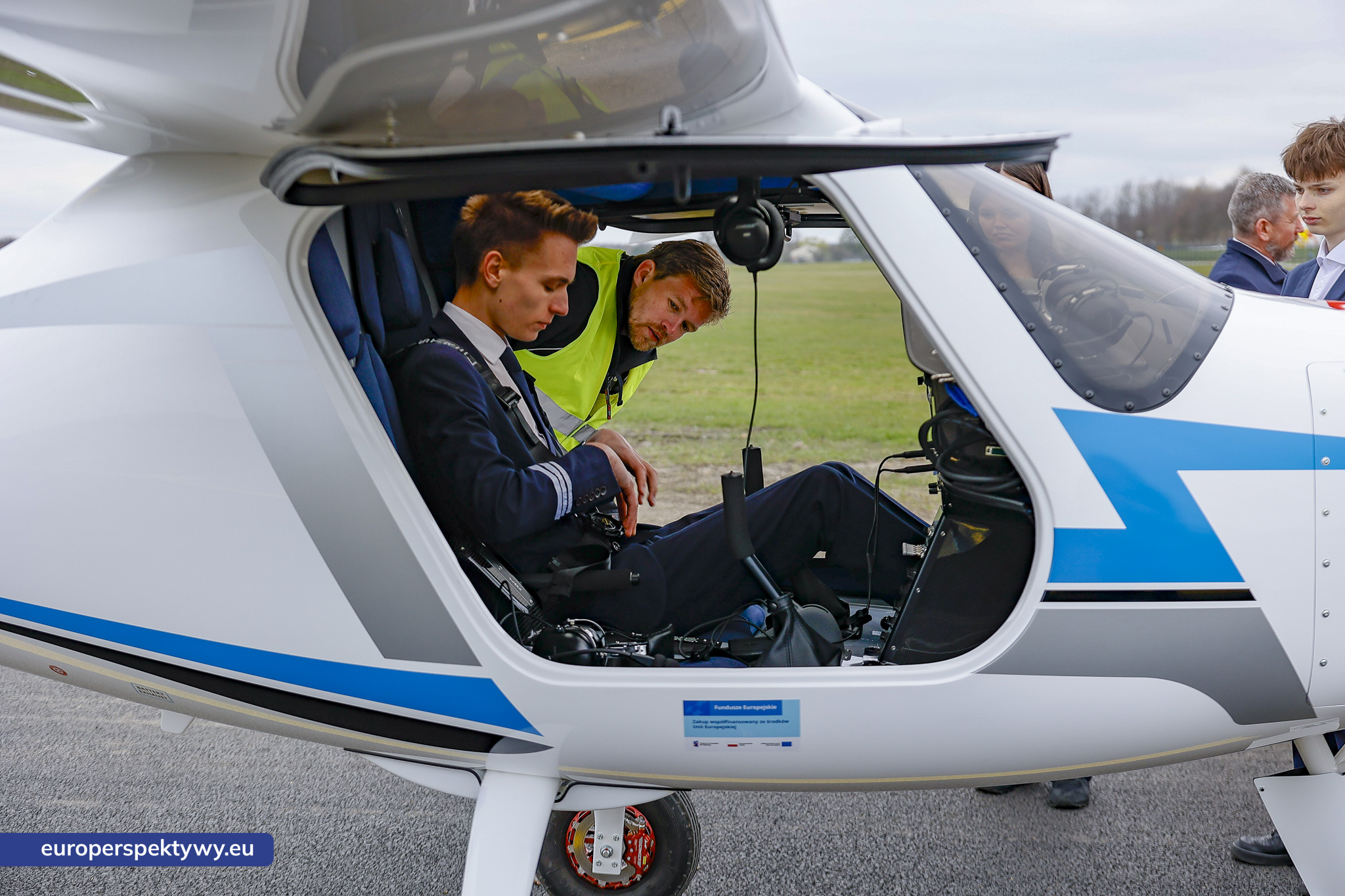ZDZ Samolot Elektryczny-33 Europerspektywy ZDZ Katowice inwestuje w przyszłość: pierwszy samolot elektryczny w polskiej edukacji lotniczej