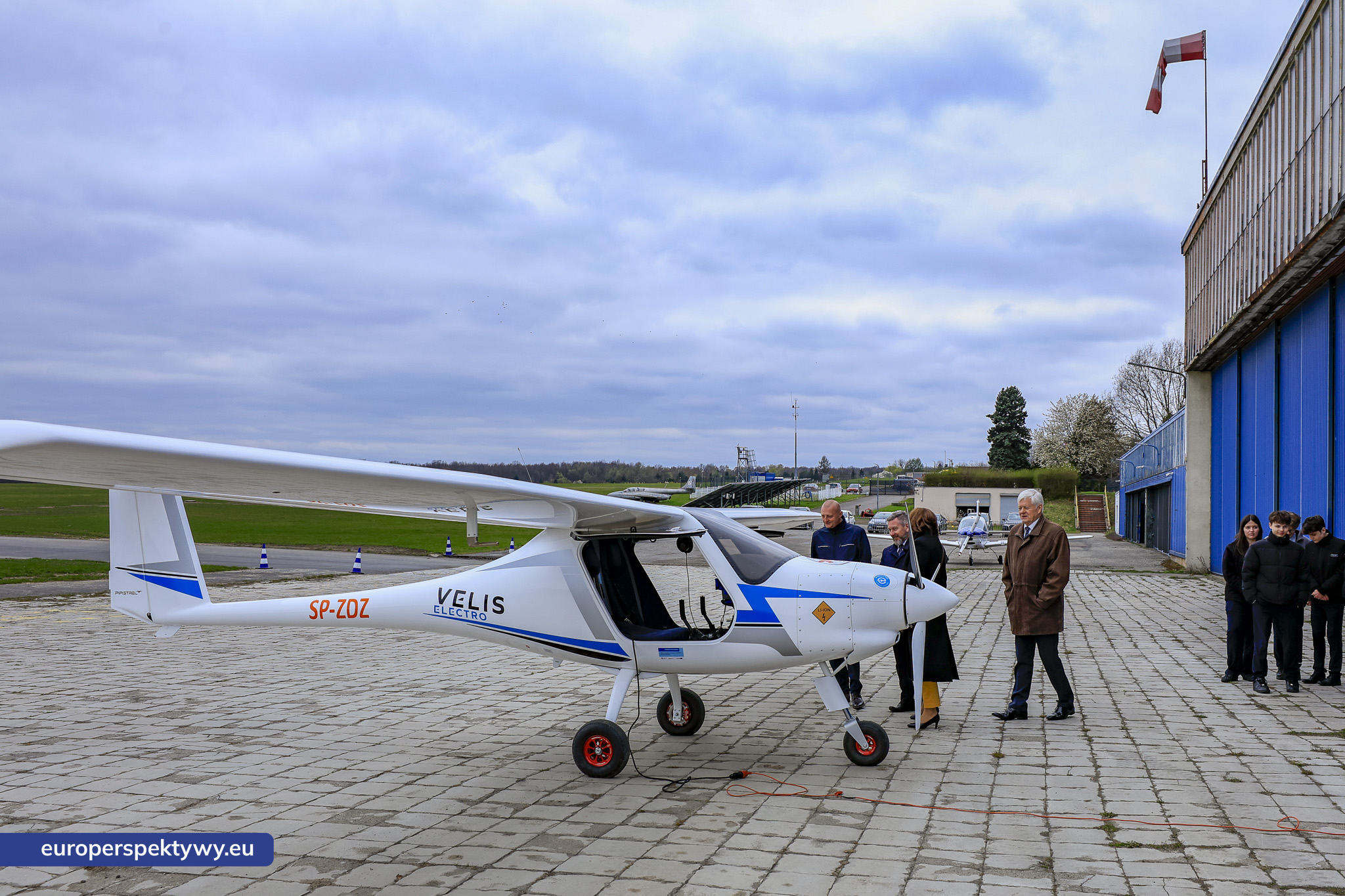 ZDZ Katowice inwestuje w przyszłość: pierwszy samolot elektryczny w polskiej edukacji lotniczej