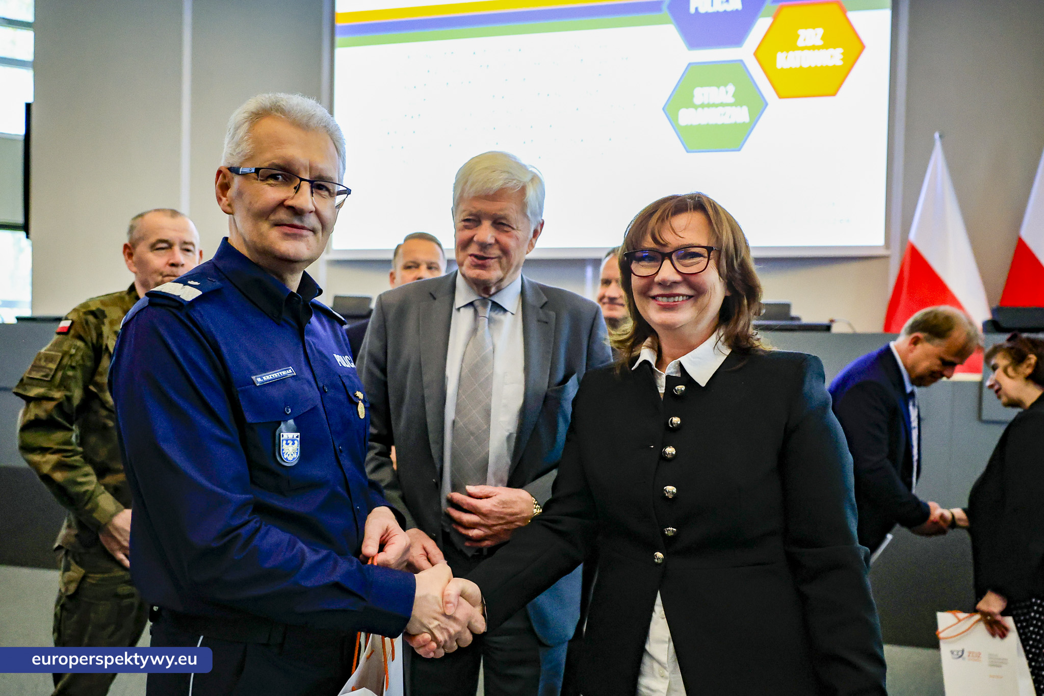 Europerspektywy ZDZ Katowice: konferencja mundurowa i jubileusz 100-lecia. Edukacja dla bezpieczeństwa i przyszłych kadr służb