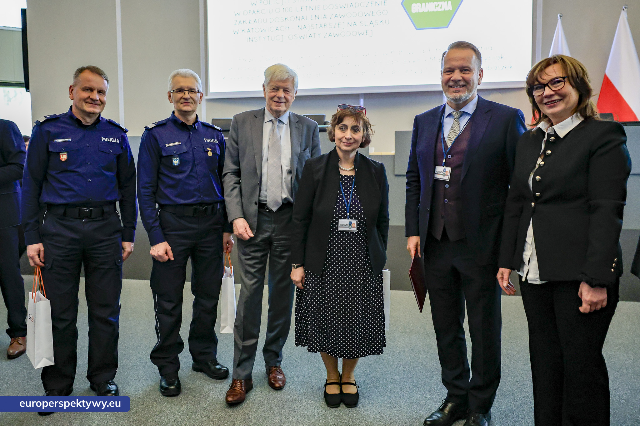 Europerspektywy ZDZ Katowice: konferencja mundurowa i jubileusz 100-lecia. Edukacja dla bezpieczeństwa i przyszłych kadr służb