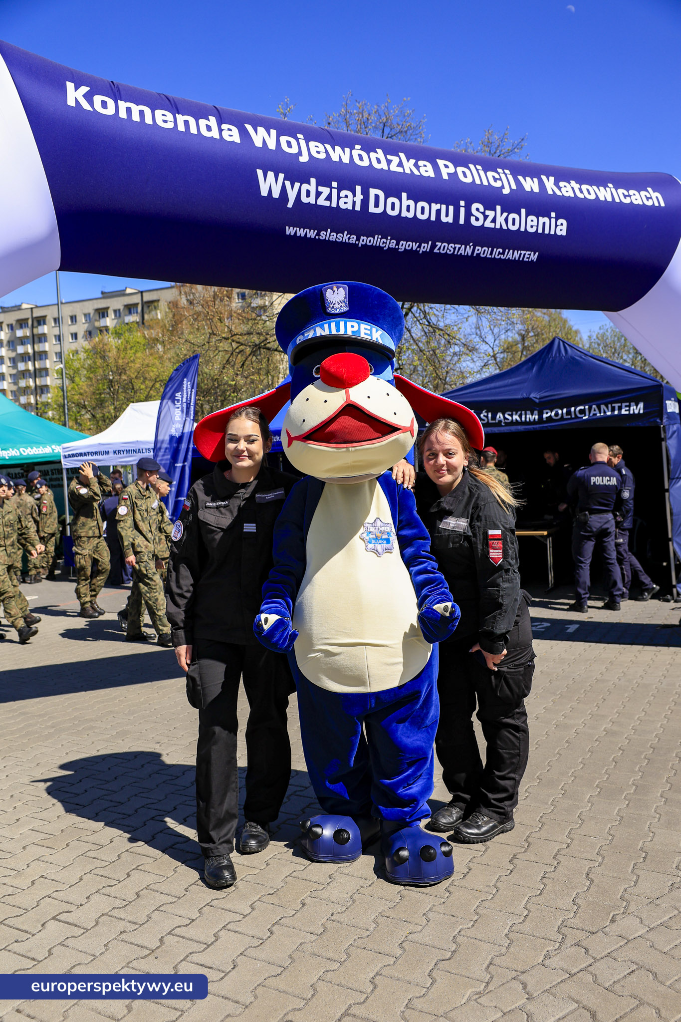 Europerspektywy ZDZ Katowice: konferencja mundurowa i jubileusz 100-lecia. Edukacja dla bezpieczeństwa i przyszłych kadr służb