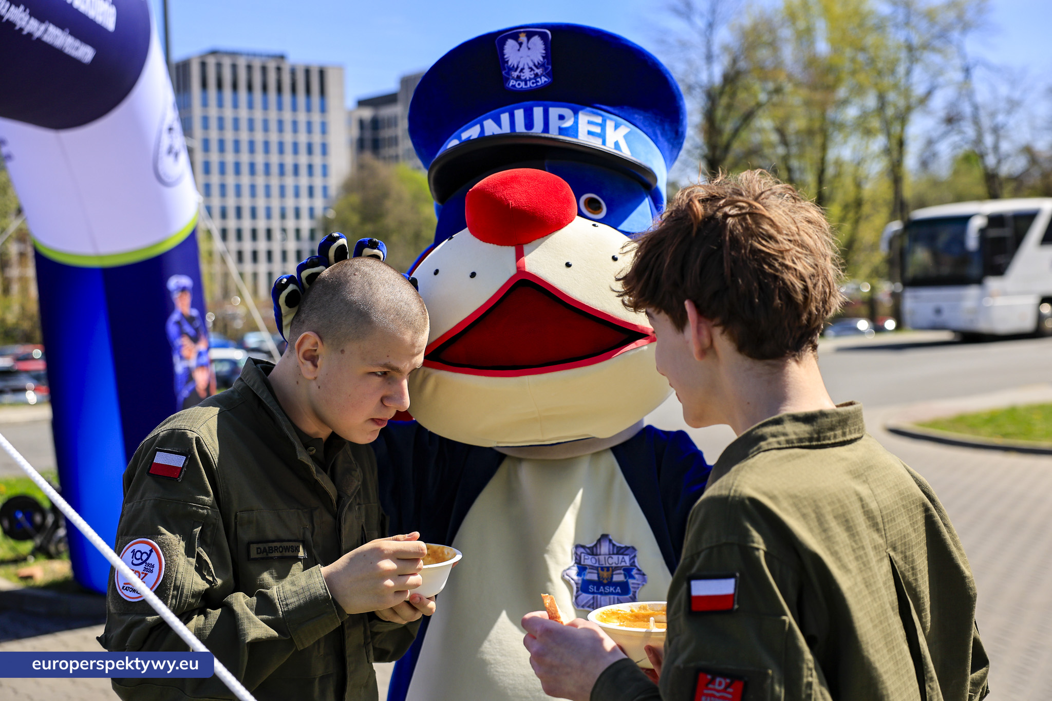 Europerspektywy ZDZ Katowice: konferencja mundurowa i jubileusz 100-lecia. Edukacja dla bezpieczeństwa i przyszłych kadr służb