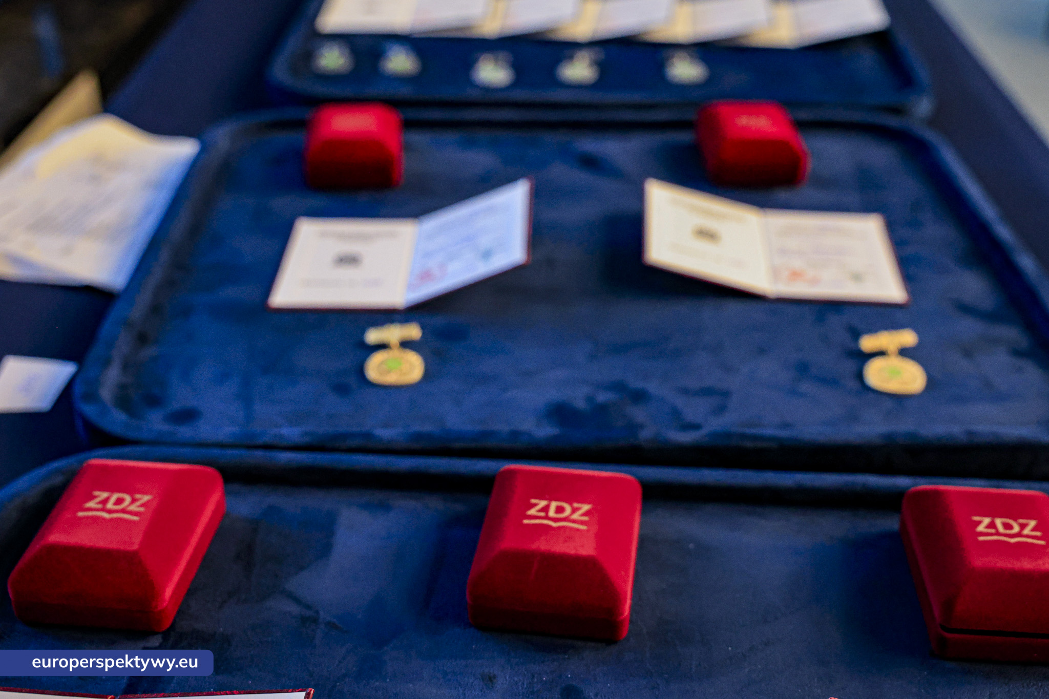 Europerspektywy ZDZ Katowice: konferencja mundurowa i jubileusz 100-lecia. Edukacja dla bezpieczeństwa i przyszłych kadr służb