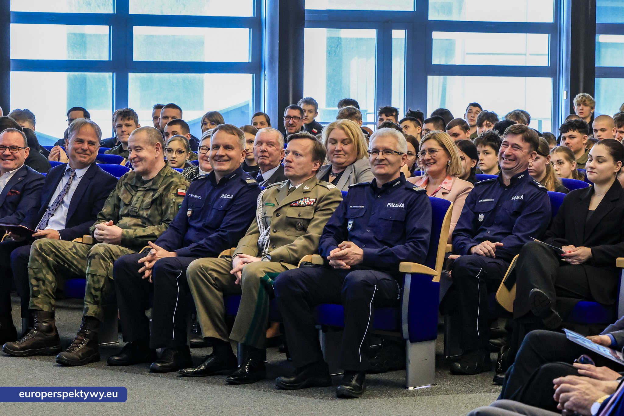 Europerspektywy ZDZ Katowice: konferencja mundurowa i jubileusz 100-lecia. Edukacja dla bezpieczeństwa i przyszłych kadr służb