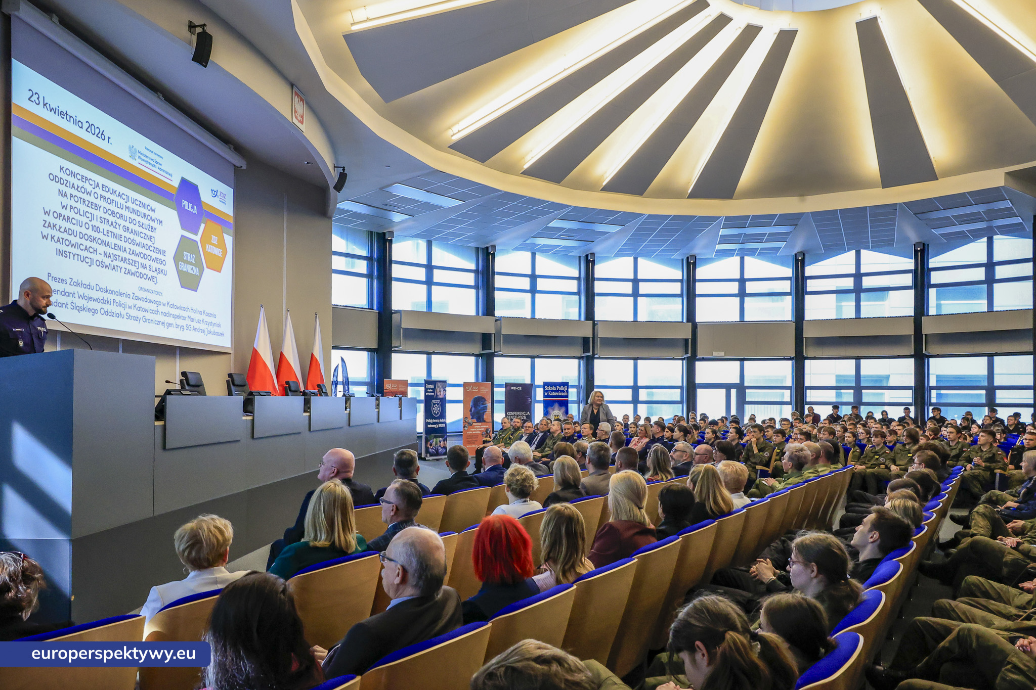 Europerspektywy ZDZ Katowice: konferencja mundurowa i jubileusz 100-lecia. Edukacja dla bezpieczeństwa i przyszłych kadr służb
