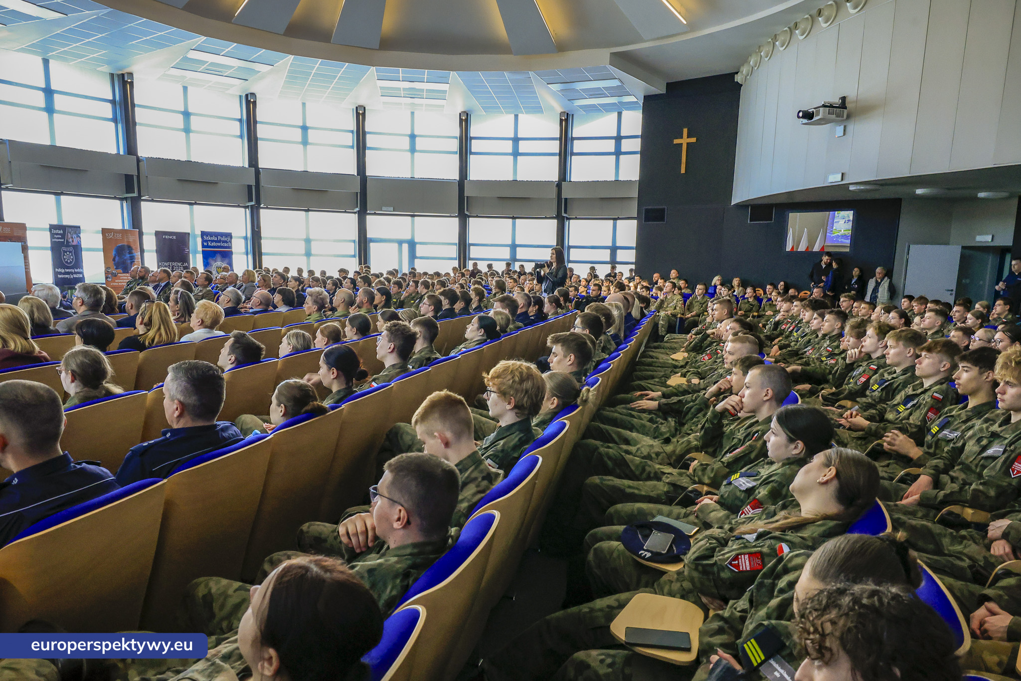 Europerspektywy ZDZ Katowice: konferencja mundurowa i jubileusz 100-lecia. Edukacja dla bezpieczeństwa i przyszłych kadr służb