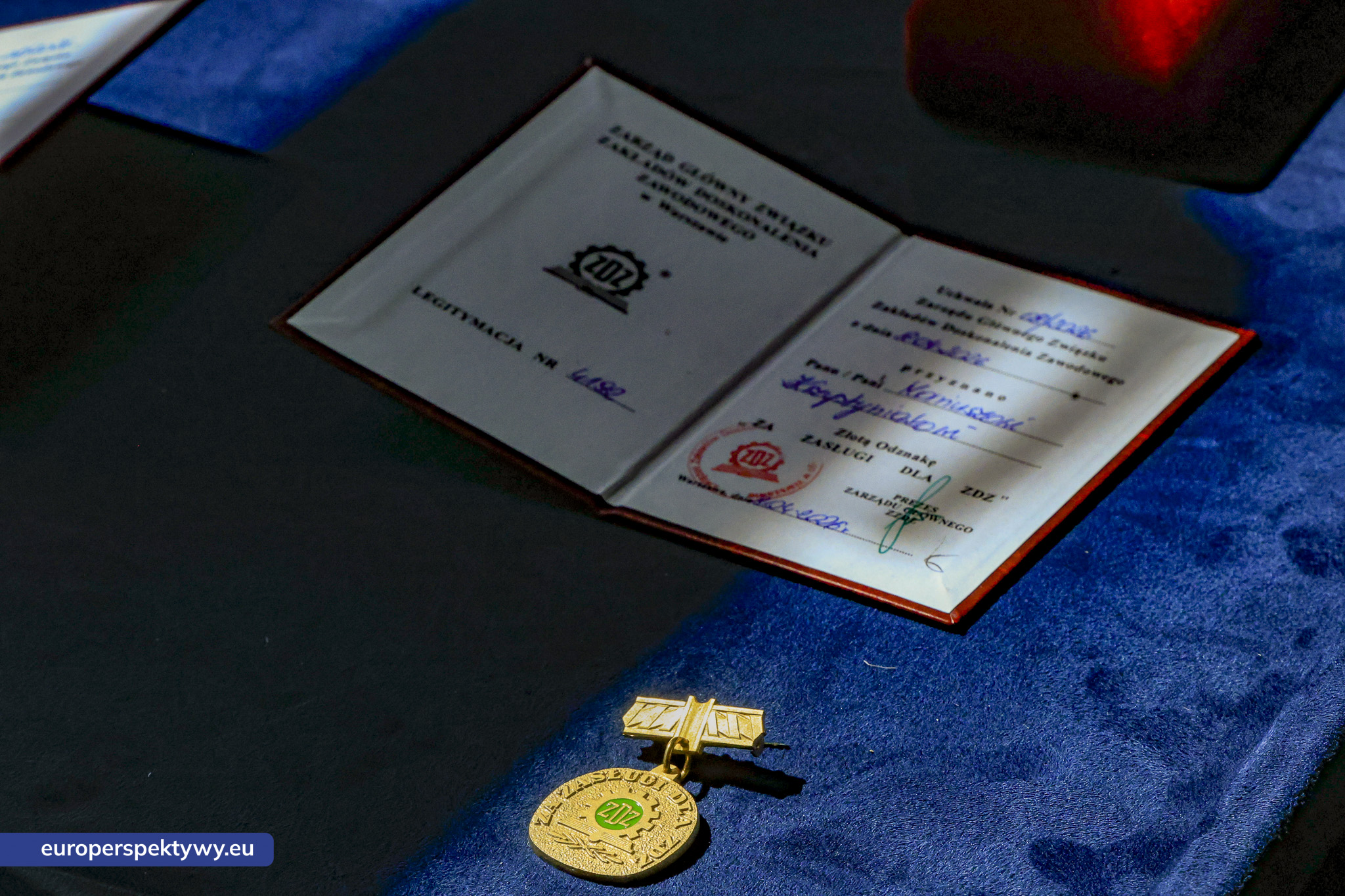 Europerspektywy ZDZ Katowice: konferencja mundurowa i jubileusz 100-lecia. Edukacja dla bezpieczeństwa i przyszłych kadr służb