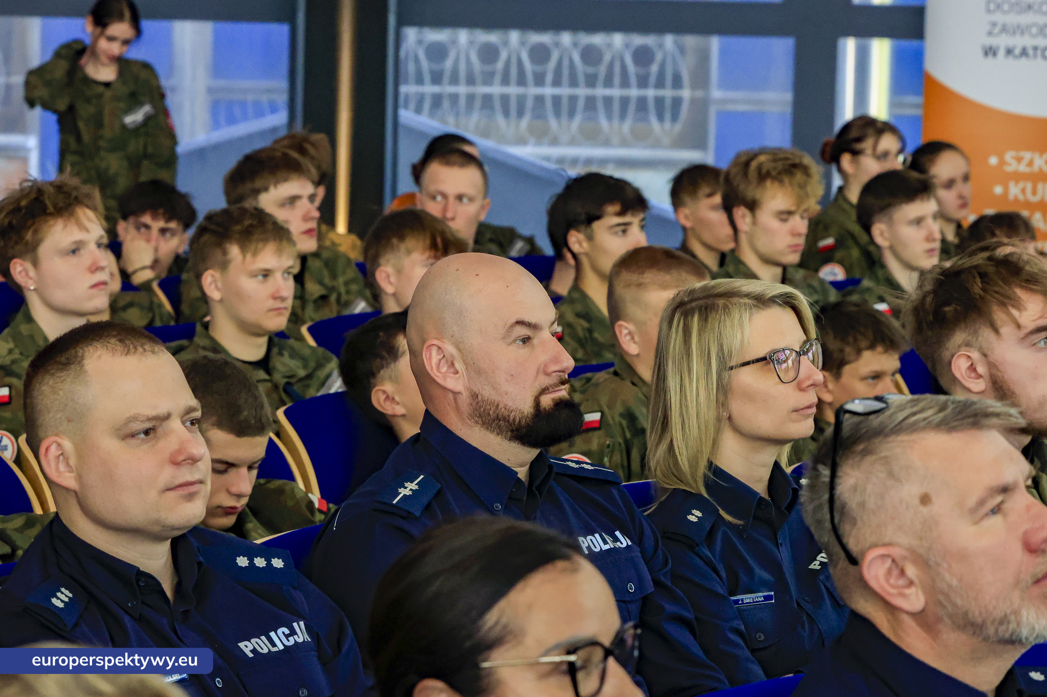 Europerspektywy ZDZ Katowice: konferencja mundurowa i jubileusz 100-lecia. Edukacja dla bezpieczeństwa i przyszłych kadr służb