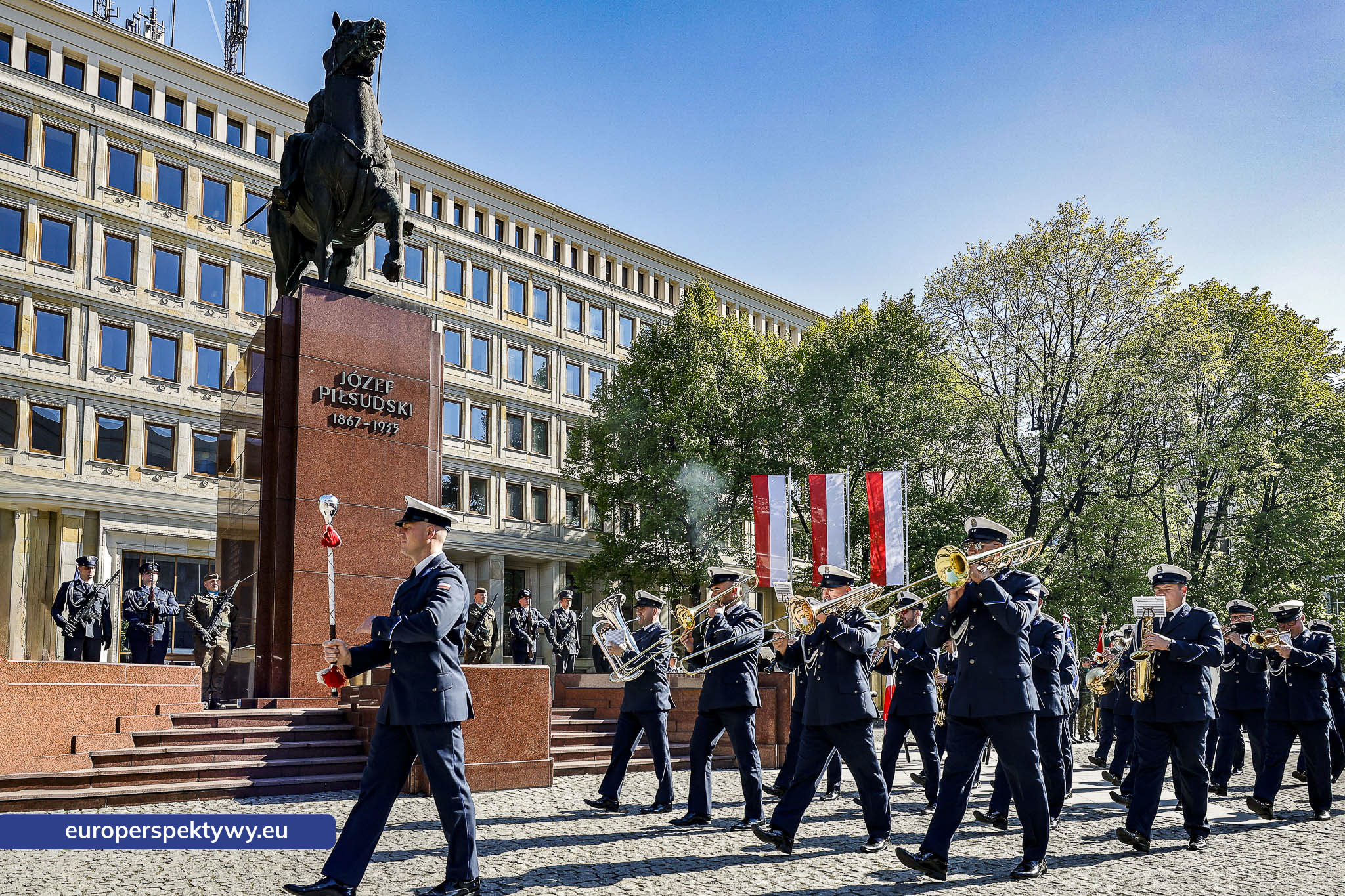 Europerspektywy Dzień Flagi w Katowicach. Wojewoda śląski przewodniczył uroczystym obchodom