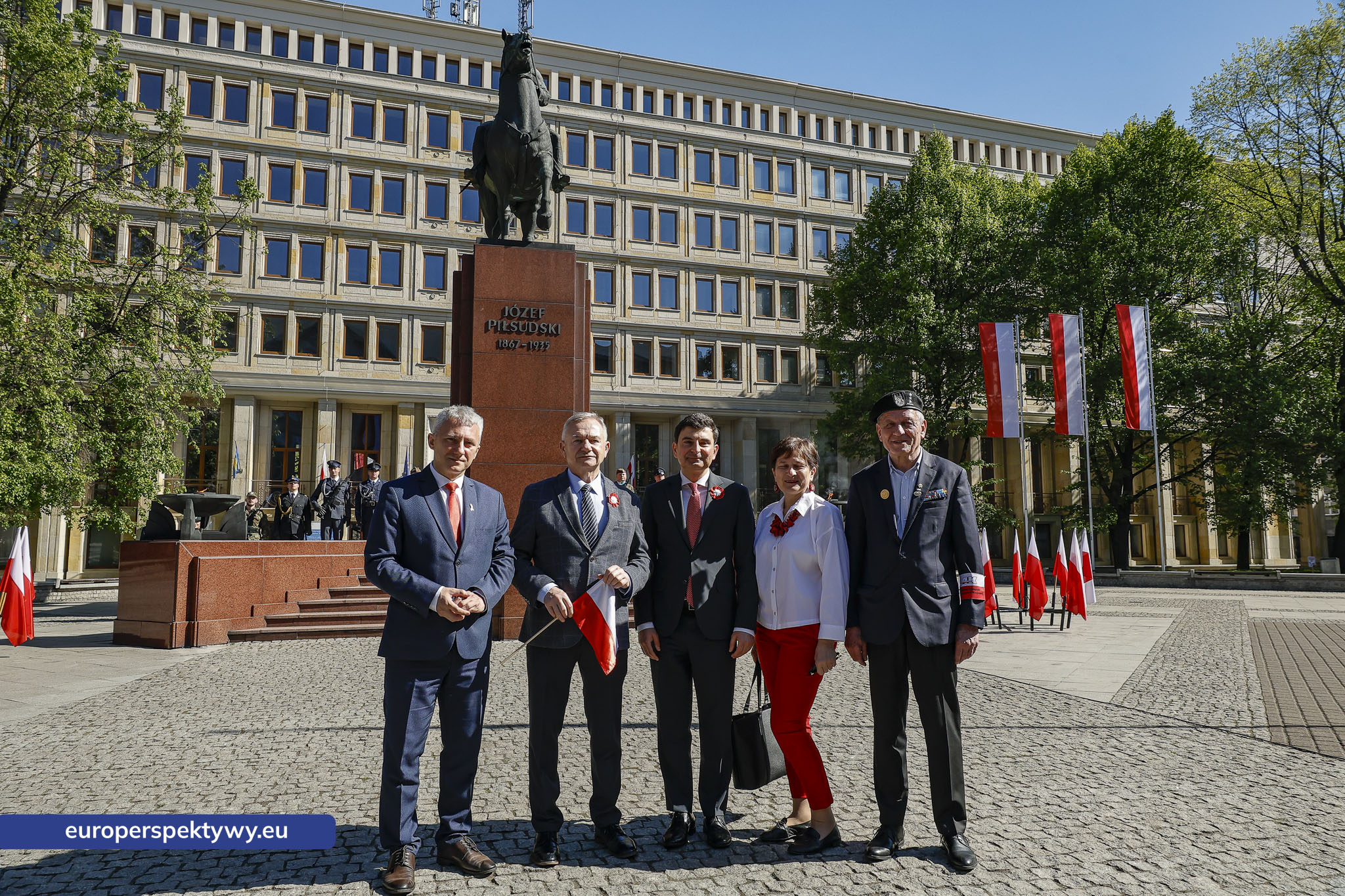 Europerspektywy Dzień Flagi w Katowicach. Wojewoda śląski przewodniczył uroczystym obchodom
