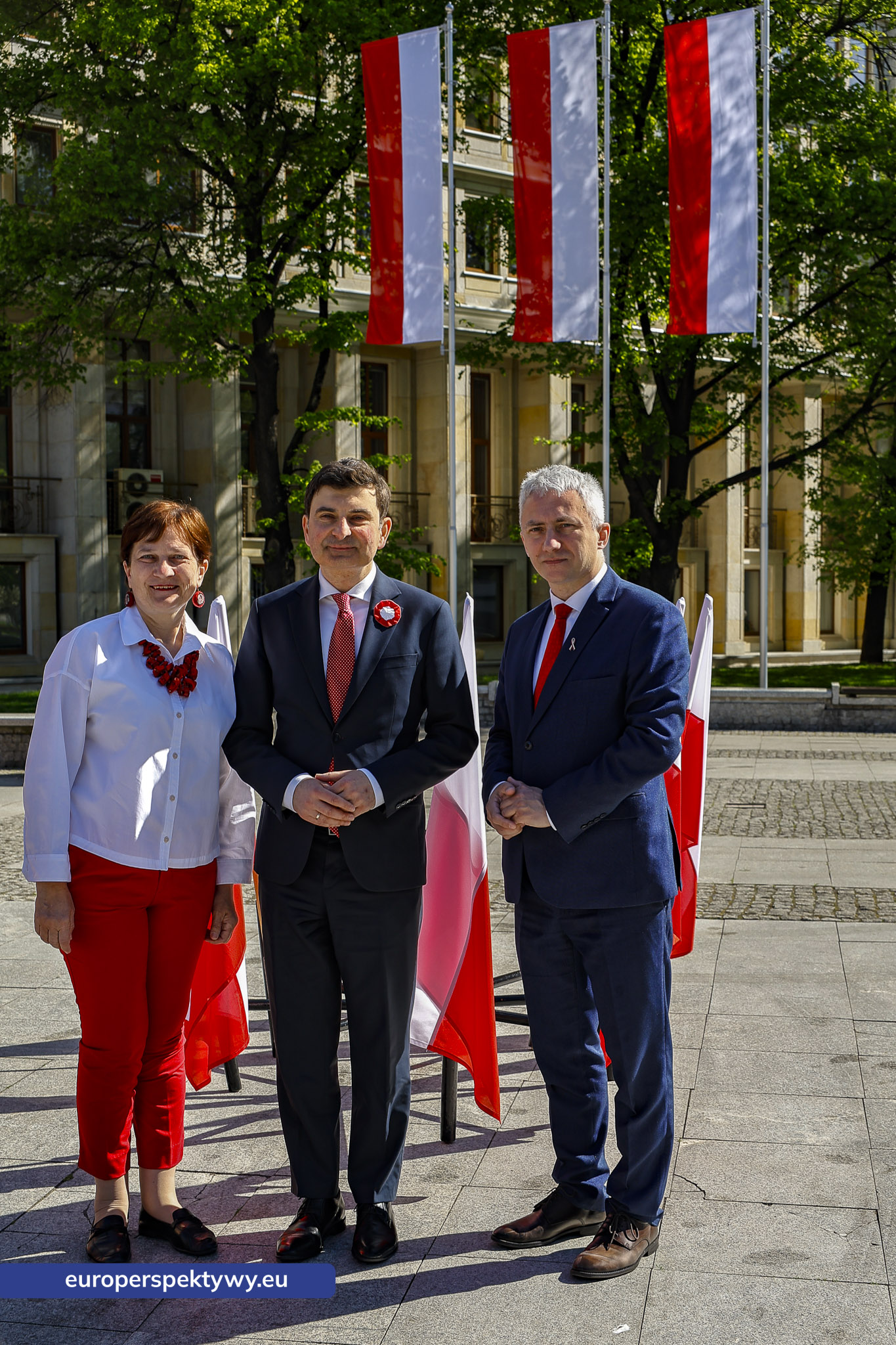 Europerspektywy Dzień Flagi w Katowicach. Wojewoda śląski przewodniczył uroczystym obchodom