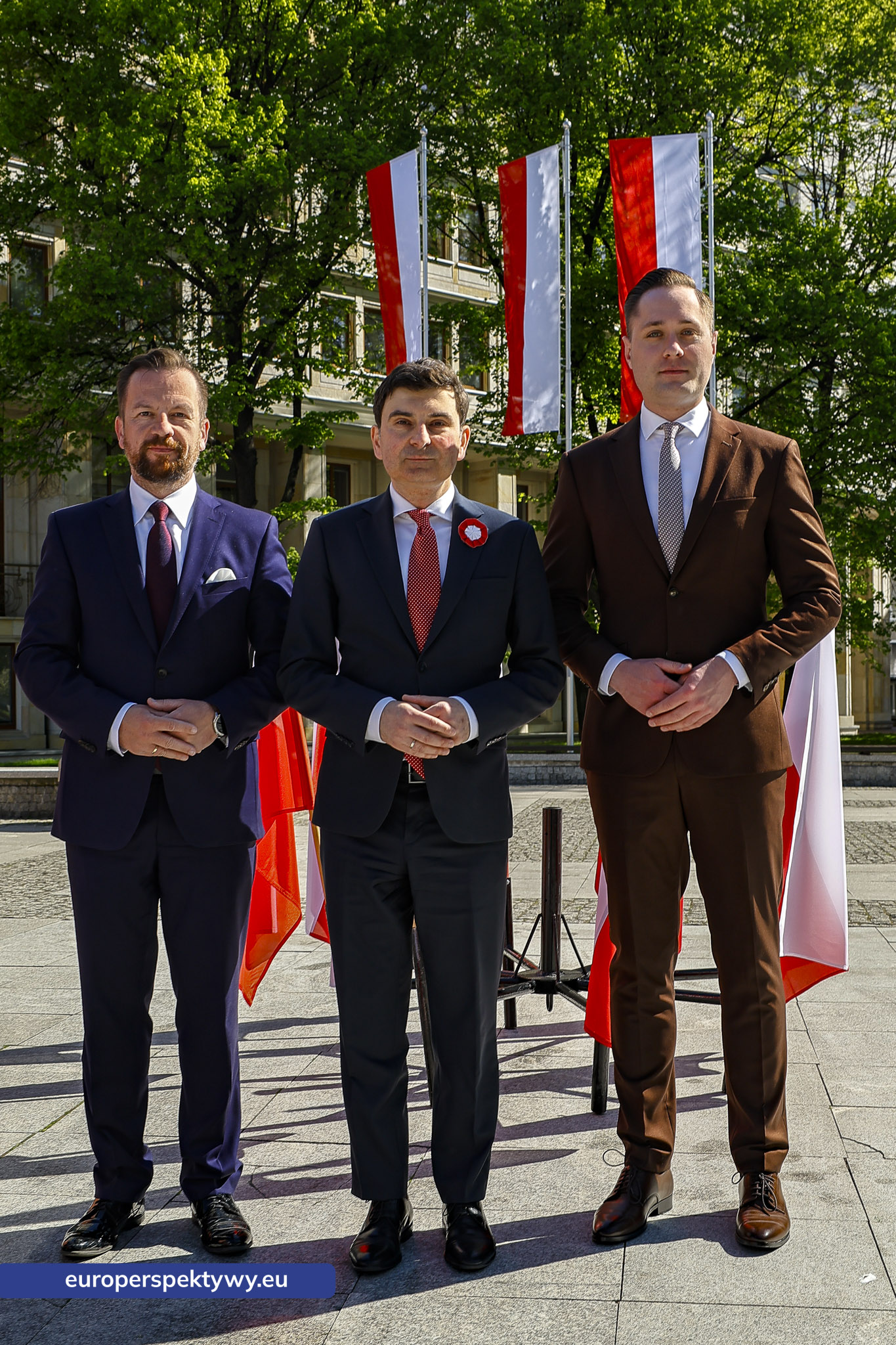 Europerspektywy Dzień Flagi w Katowicach. Wojewoda śląski przewodniczył uroczystym obchodom