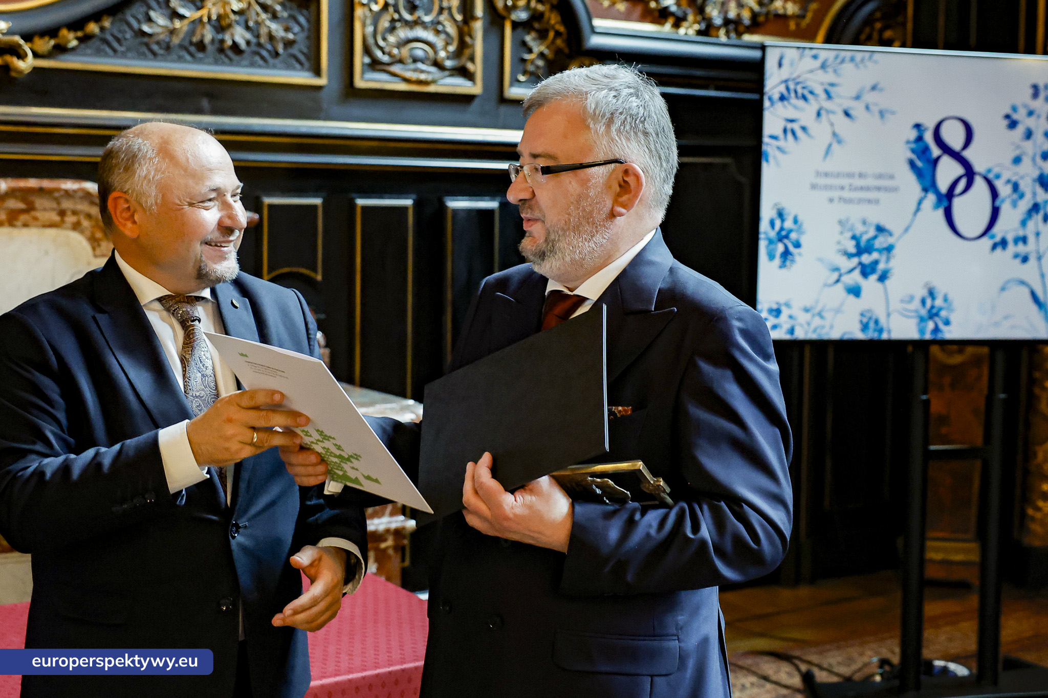 80 lat Muzeum Zamkowego w Pszczynie. Maciej Kluss wyróżniony Żubrem Starosty Pszczyńskiego Źródło: https://www.pless.pl. Zapoznaj się z pełną treścią artykułu: https://www.pless.pl/wiadomosci/94971-80-lat-muzeum-zamkowego-w-pszczynie-maciej-kluss-wyrozniony-zubrem-starosty-pszczynskiego-pszczyna