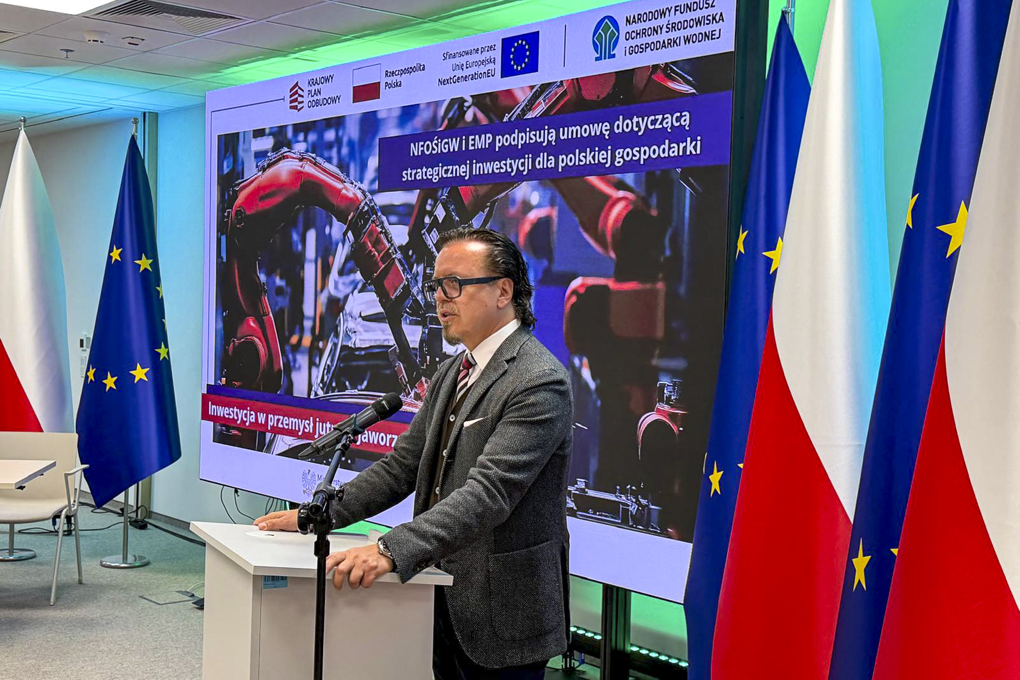 Europerspektywy ElectroMobility Poland i NFOŚiGW inwestują 4,5 mld zł. W Jaworznie powstanie strategiczny hub nowej mobilności