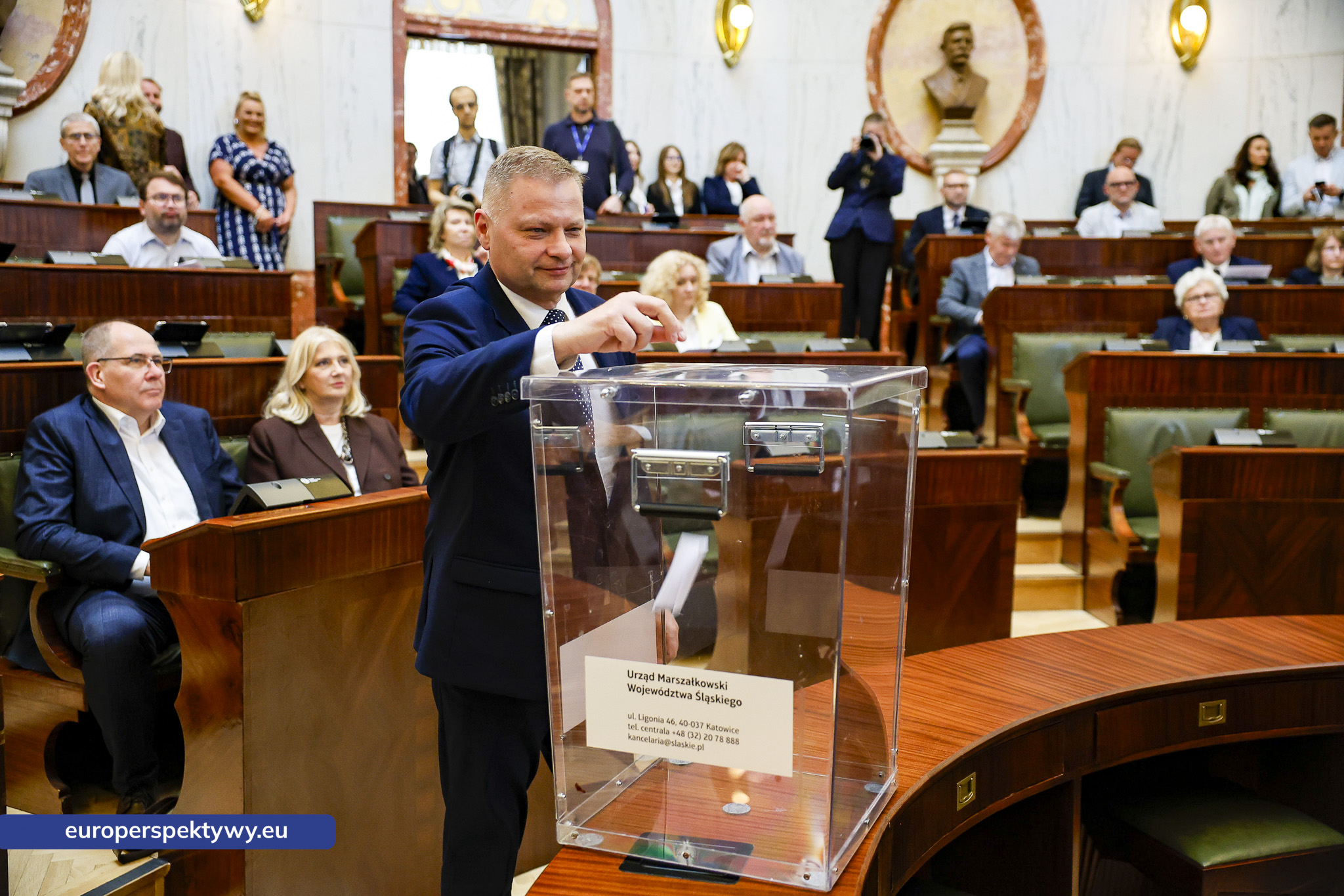 Europerspektywy Nadzwyczajna sesja Sejmiku Województwa Śląskiego. Waldemar Bojarun nowym członkiem zarządu województwa