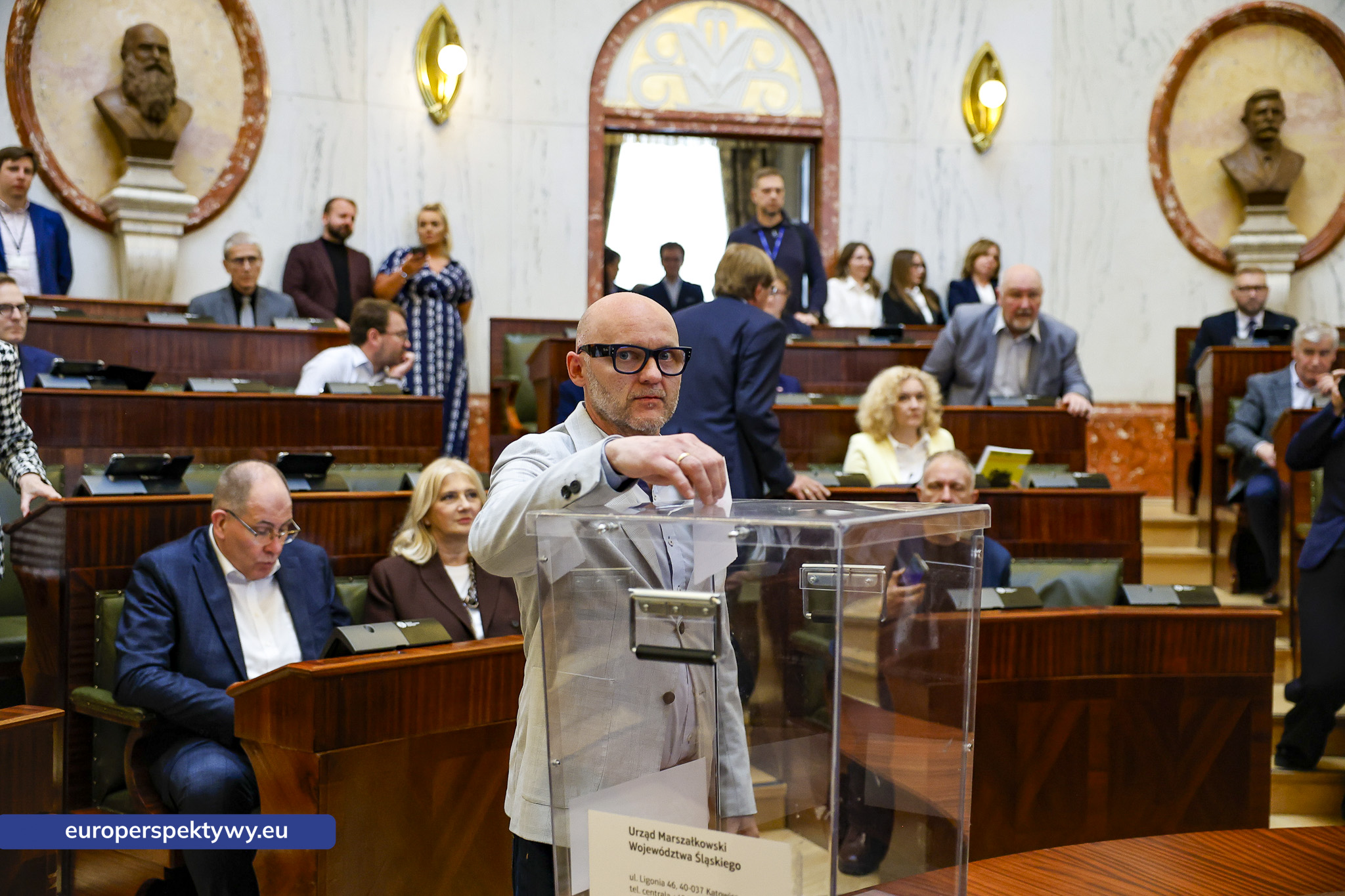 Europerspektywy Nadzwyczajna sesja Sejmiku Województwa Śląskiego. Waldemar Bojarun nowym członkiem zarządu województwa