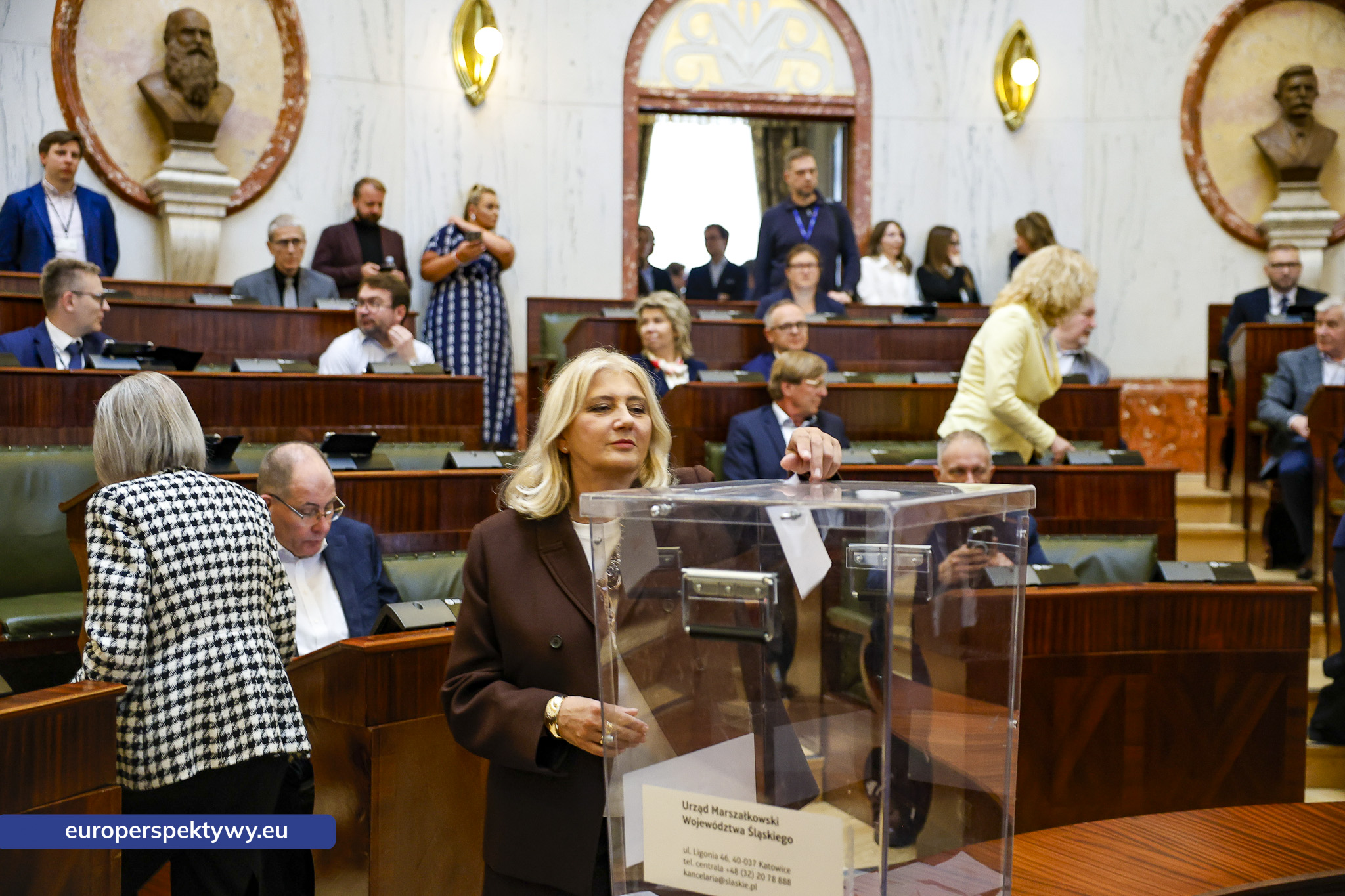 Europerspektywy Nadzwyczajna sesja Sejmiku Województwa Śląskiego. Waldemar Bojarun nowym członkiem zarządu województwa