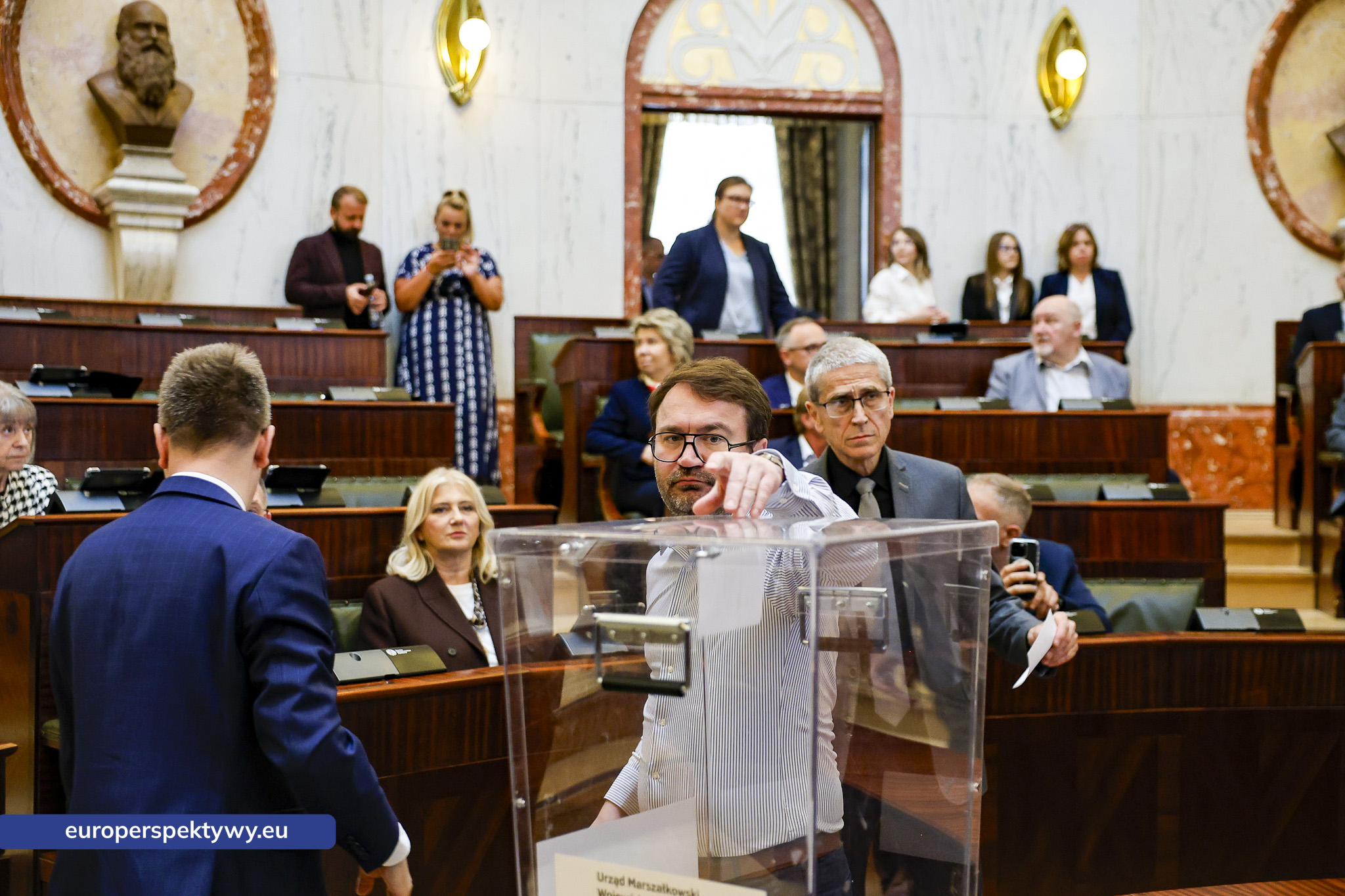 Europerspektywy Nadzwyczajna sesja Sejmiku Województwa Śląskiego. Waldemar Bojarun nowym członkiem zarządu województwa