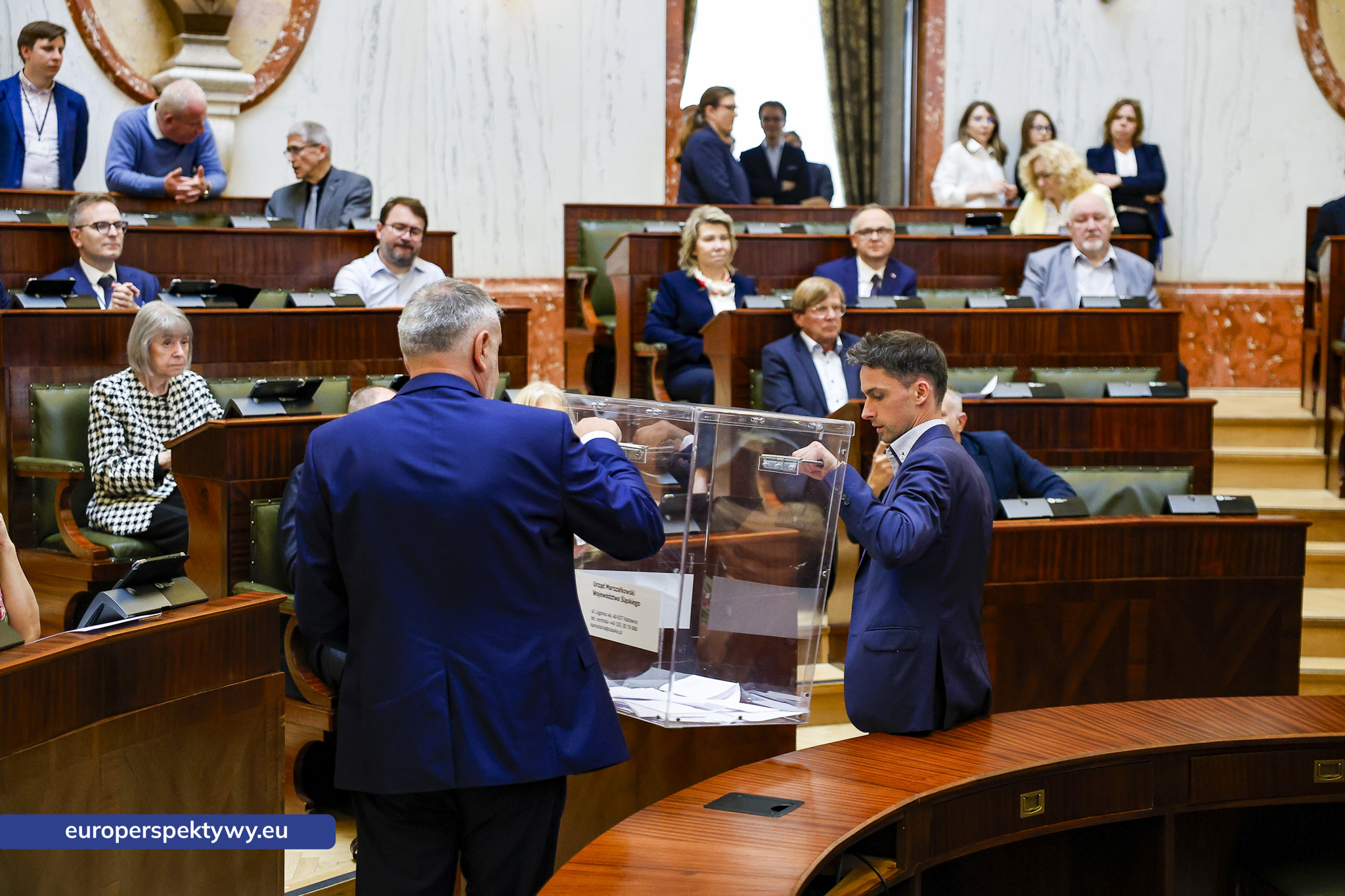 Europerspektywy Nadzwyczajna sesja Sejmiku Województwa Śląskiego. Waldemar Bojarun nowym członkiem zarządu województwa