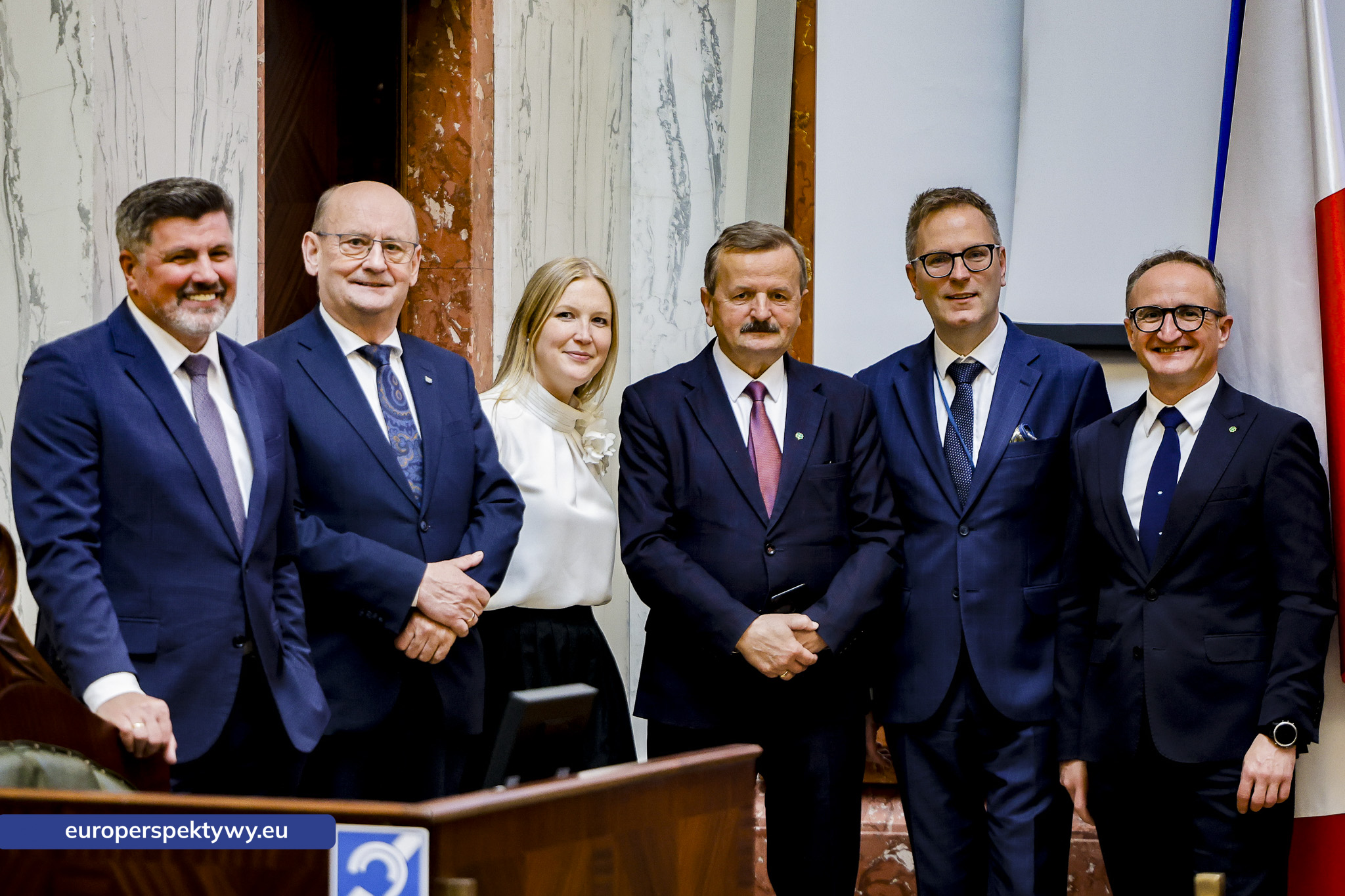 Europerspektywy Nadzwyczajna sesja Sejmiku Województwa Śląskiego. Waldemar Bojarun nowym członkiem zarządu województwa
