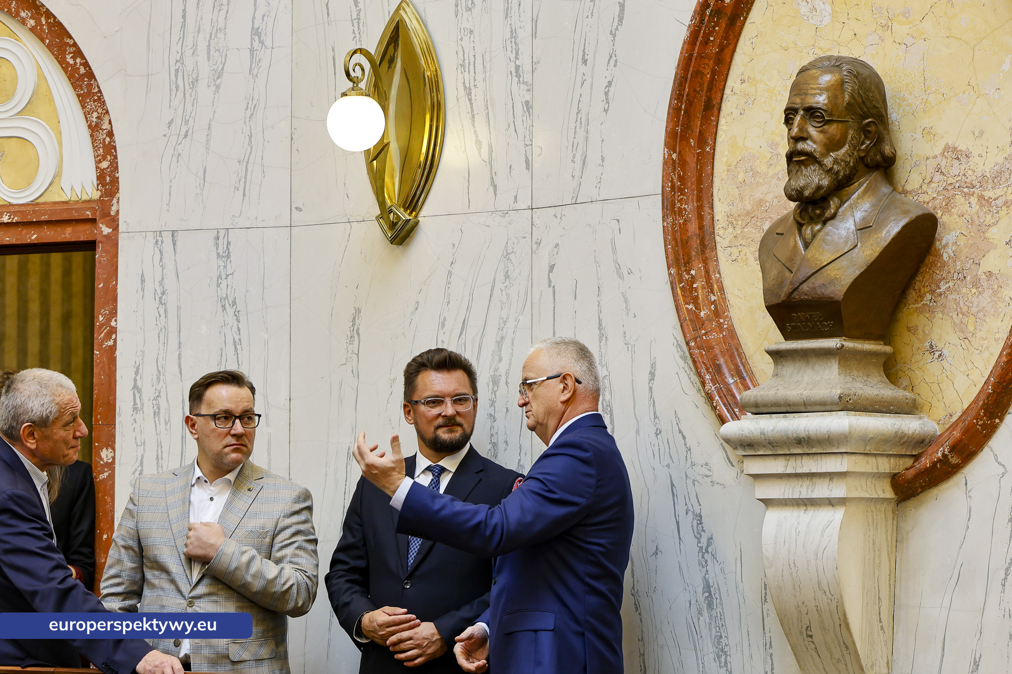 Europerspektywy Nadzwyczajna sesja Sejmiku Województwa Śląskiego. Waldemar Bojarun nowym członkiem zarządu województwa