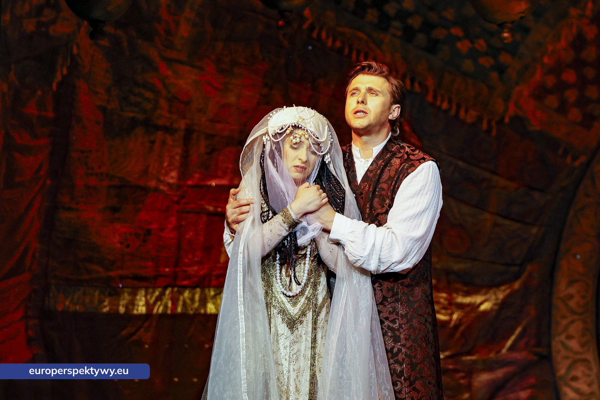 Europerspektywy Opera Śląska żegna „Poławiaczy pereł”. Ostatnie spektakle wyjątkowej inscenizacji w Bytomiu