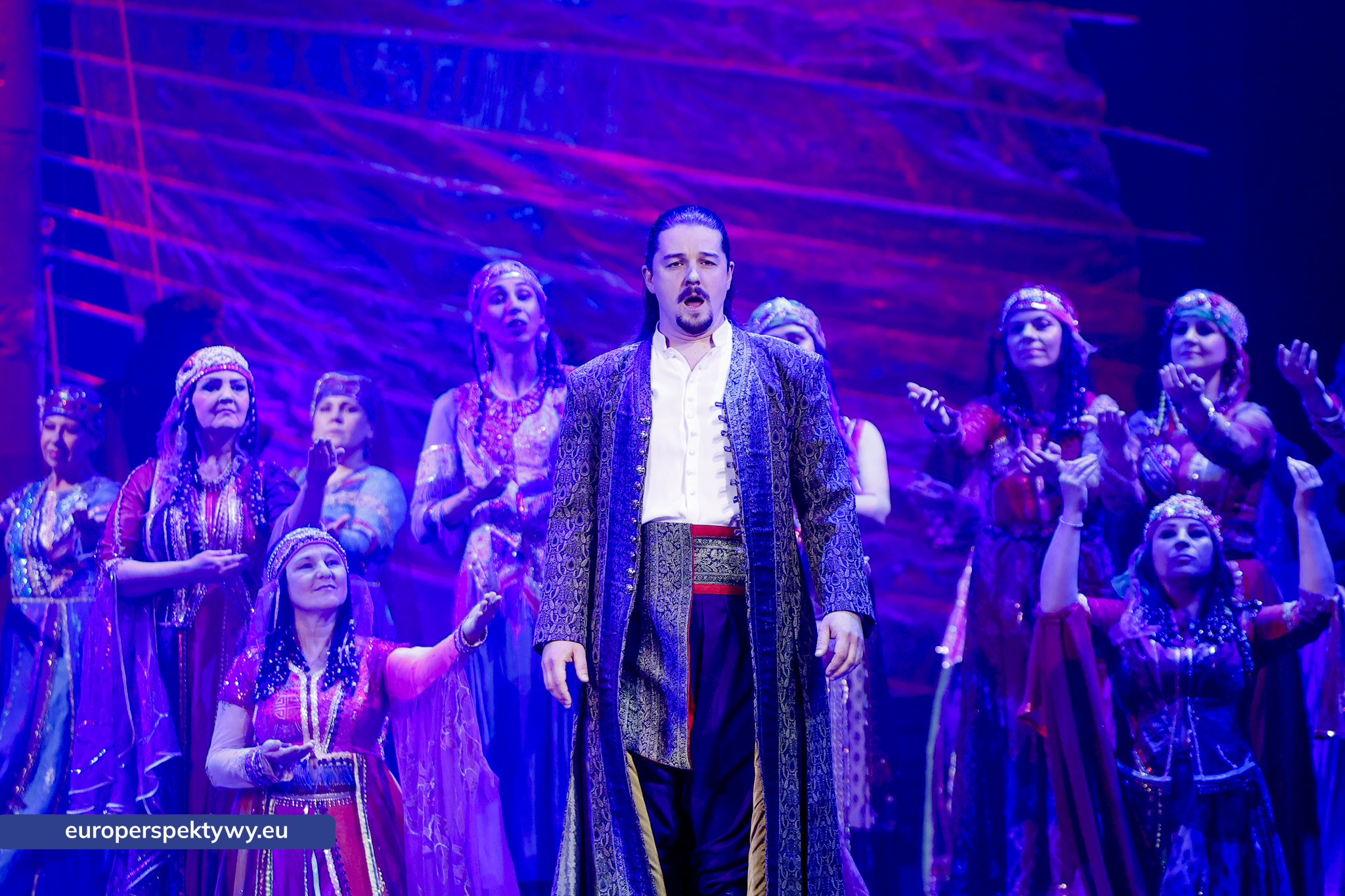 Europerspektywy Opera Śląska żegna „Poławiaczy pereł”. Ostatnie spektakle wyjątkowej inscenizacji w Bytomiu
