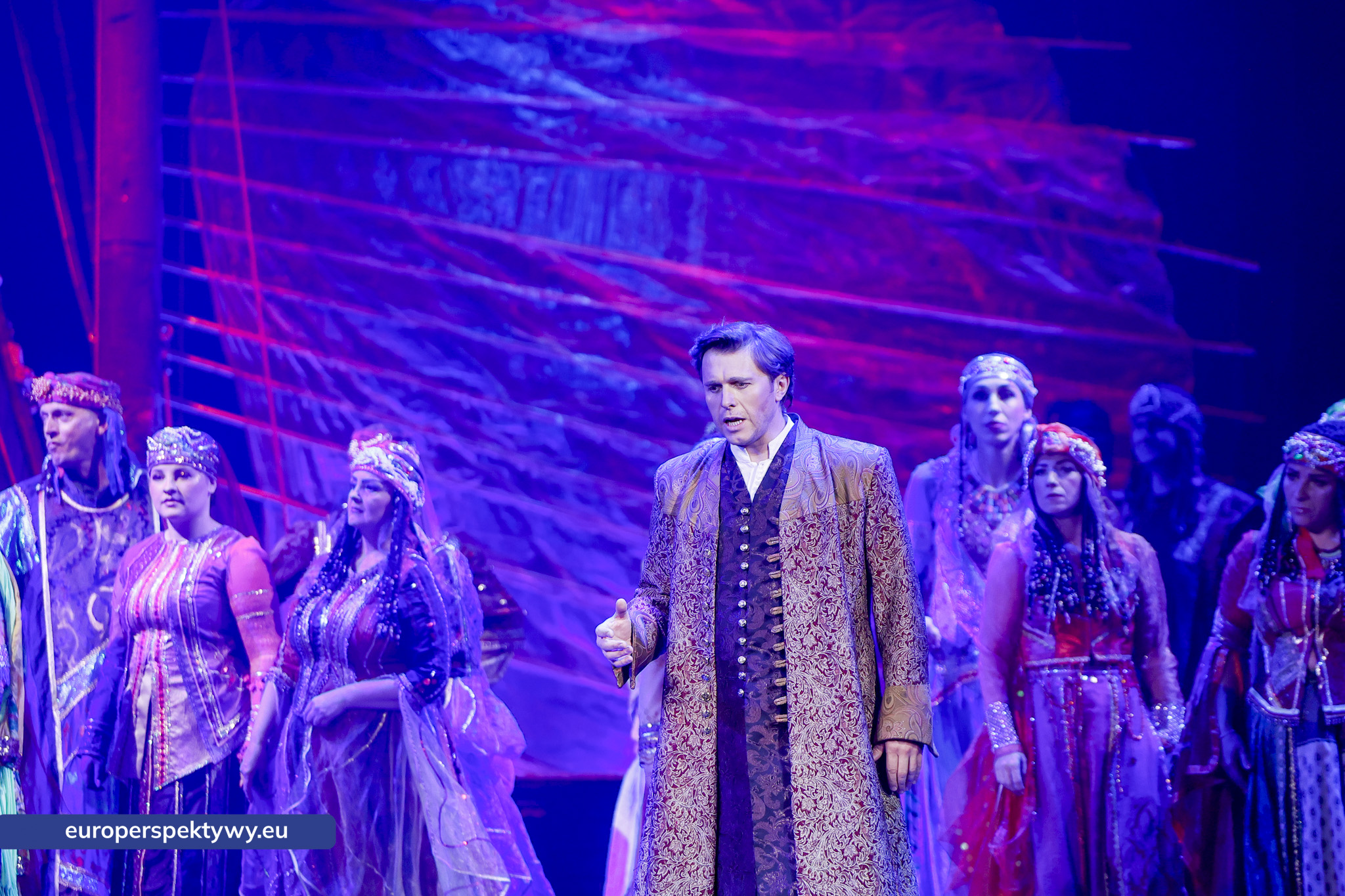 Europerspektywy Opera Śląska żegna „Poławiaczy pereł”. Ostatnie spektakle wyjątkowej inscenizacji w Bytomiu