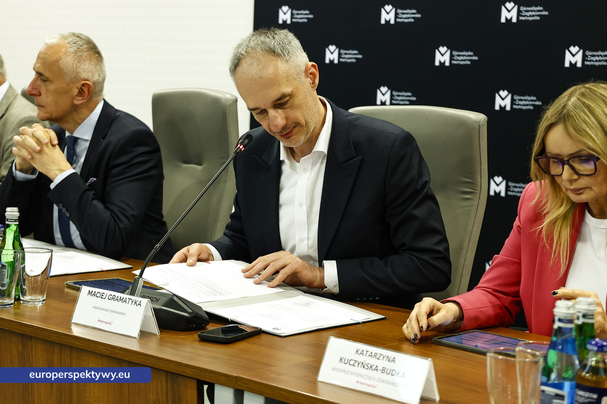 Europerspektywy GZM: nowe decyzje kadrowe i inwestycje w transport zeroemisyjny