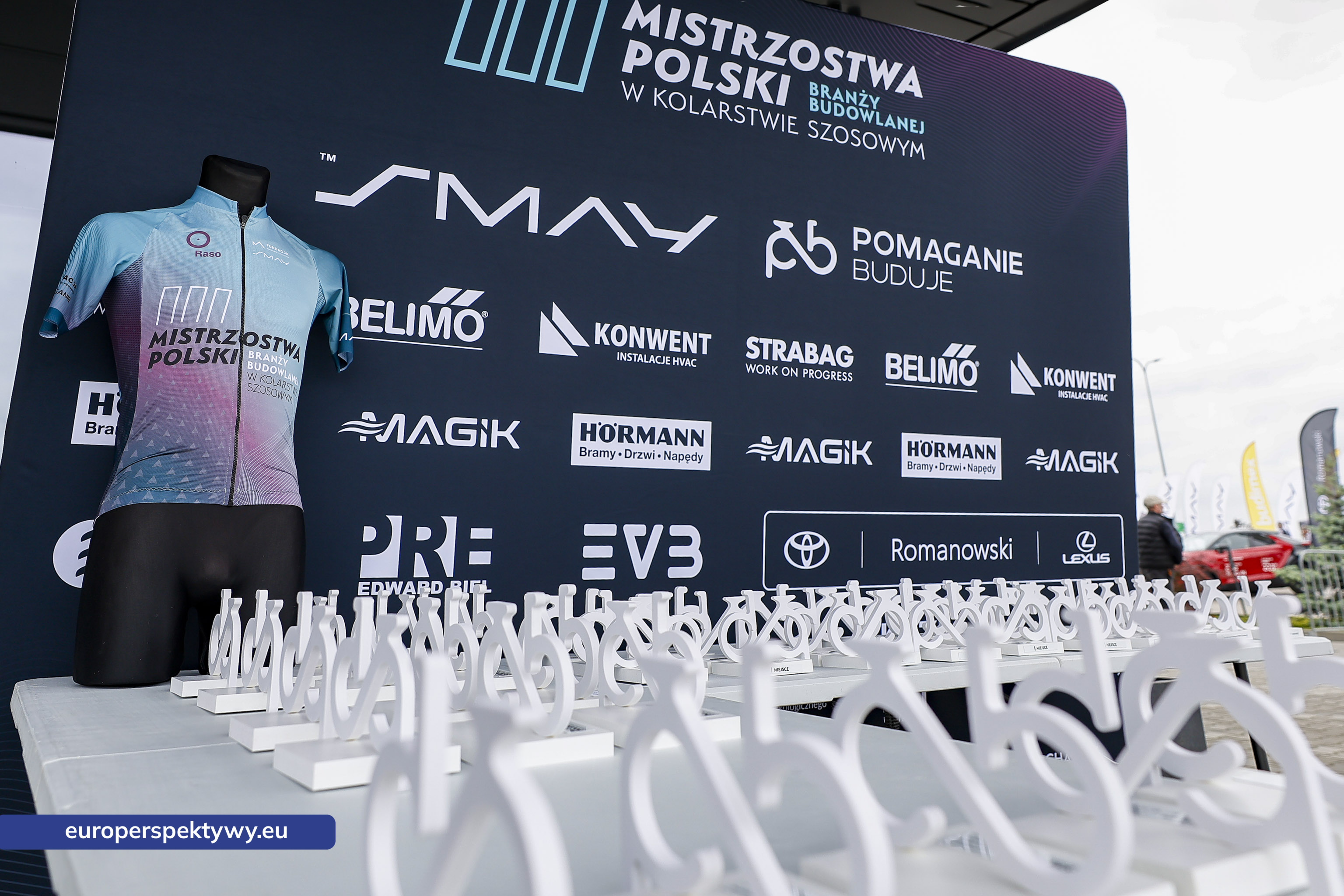 Europerspektywy Smay i „Pomaganie Buduje 2026” – relacje, wyścig kolarski i działania społeczne w jednym ekosystemie