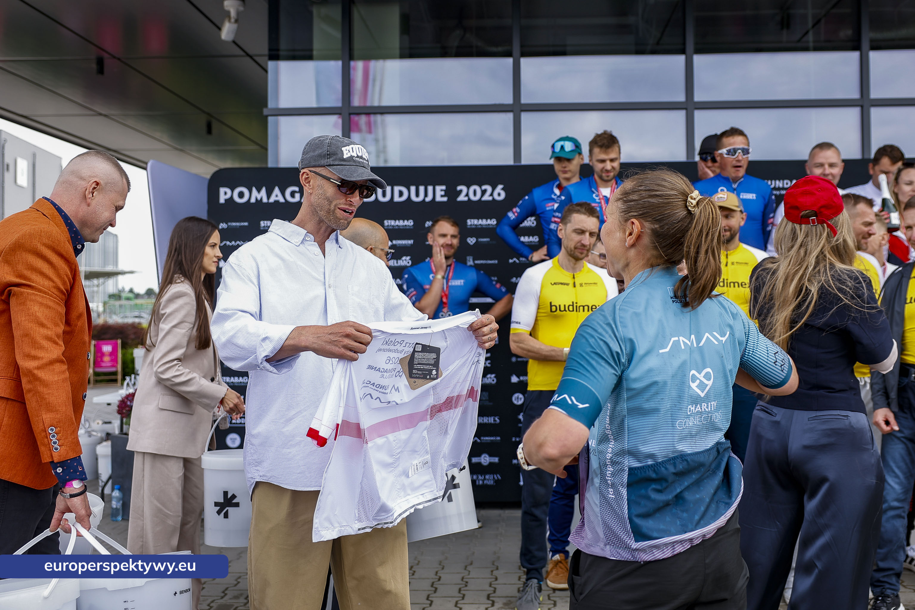 Europerspektywy Smay i „Pomaganie Buduje 2026” – relacje, wyścig kolarski i działania społeczne w jednym ekosystemie