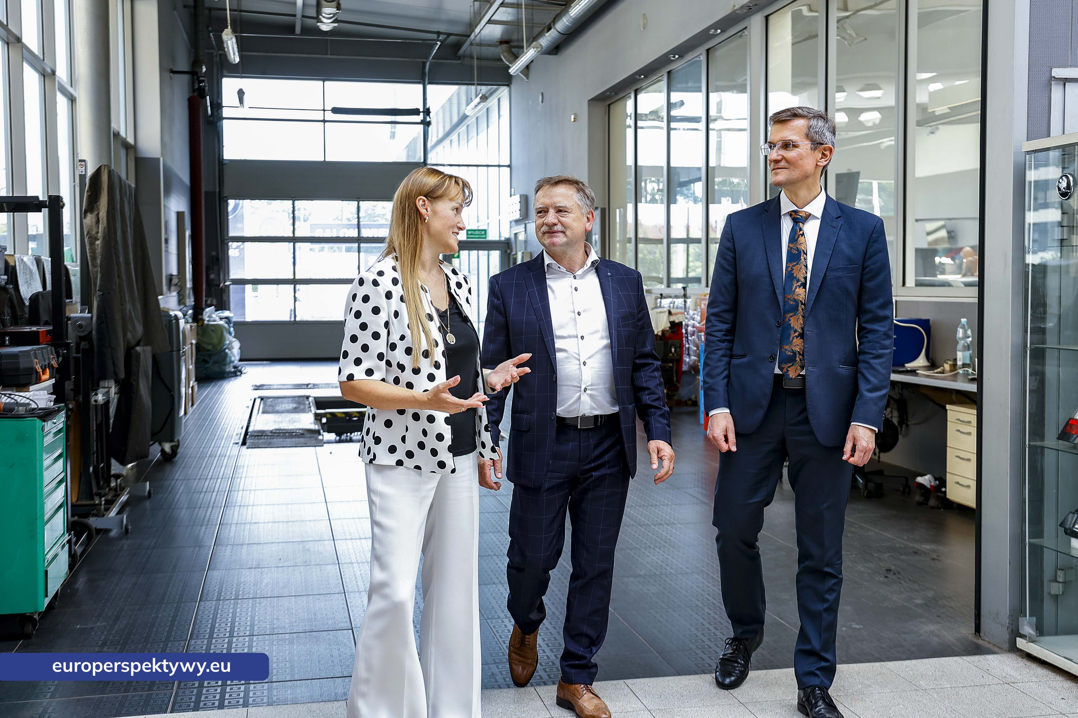 Europerspektywy Terminek Mechanik stanął przed Auto Centrum Kierat Tychy
