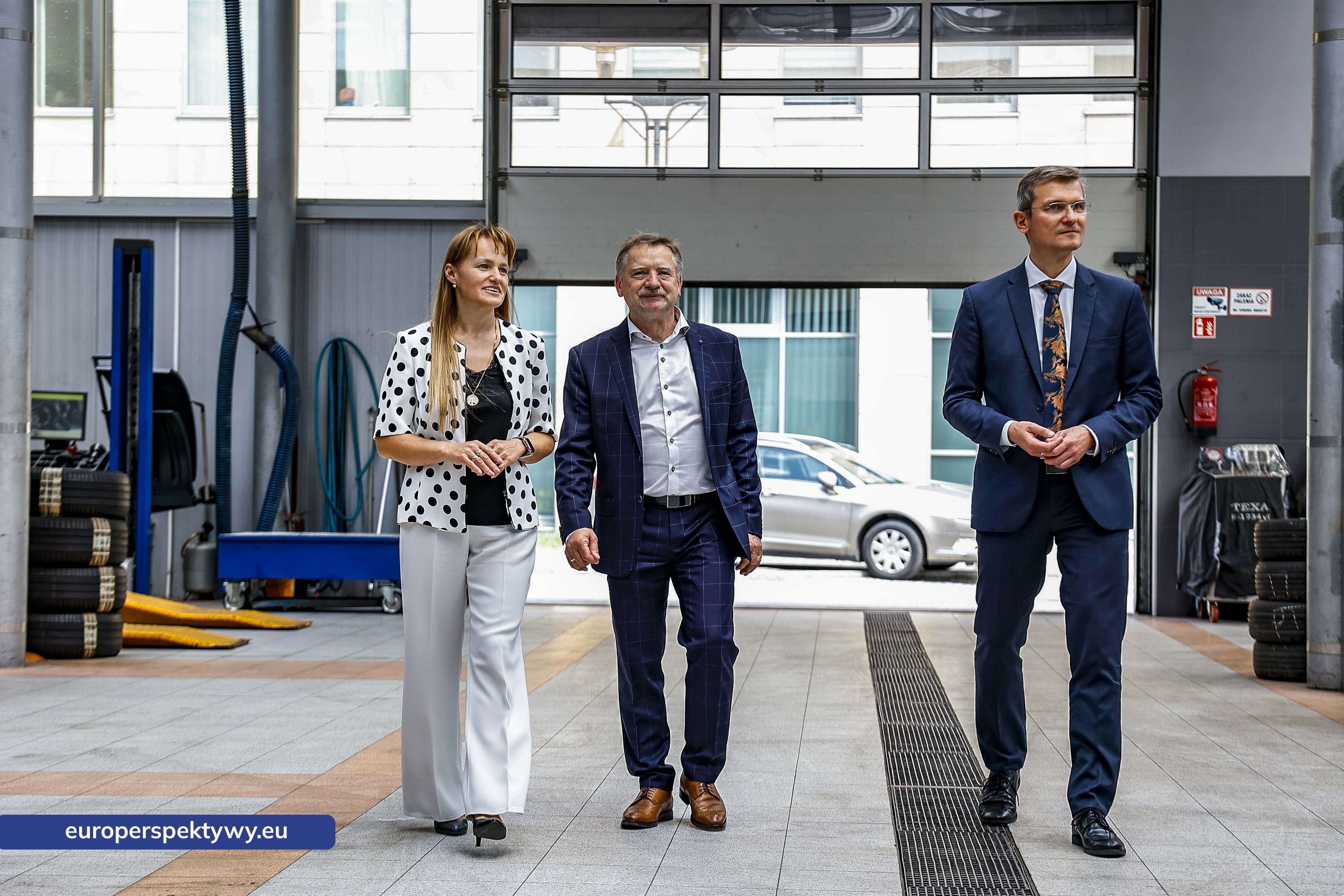 Europerspektywy Terminek Mechanik stanął przed Auto Centrum Kierat Tychy
