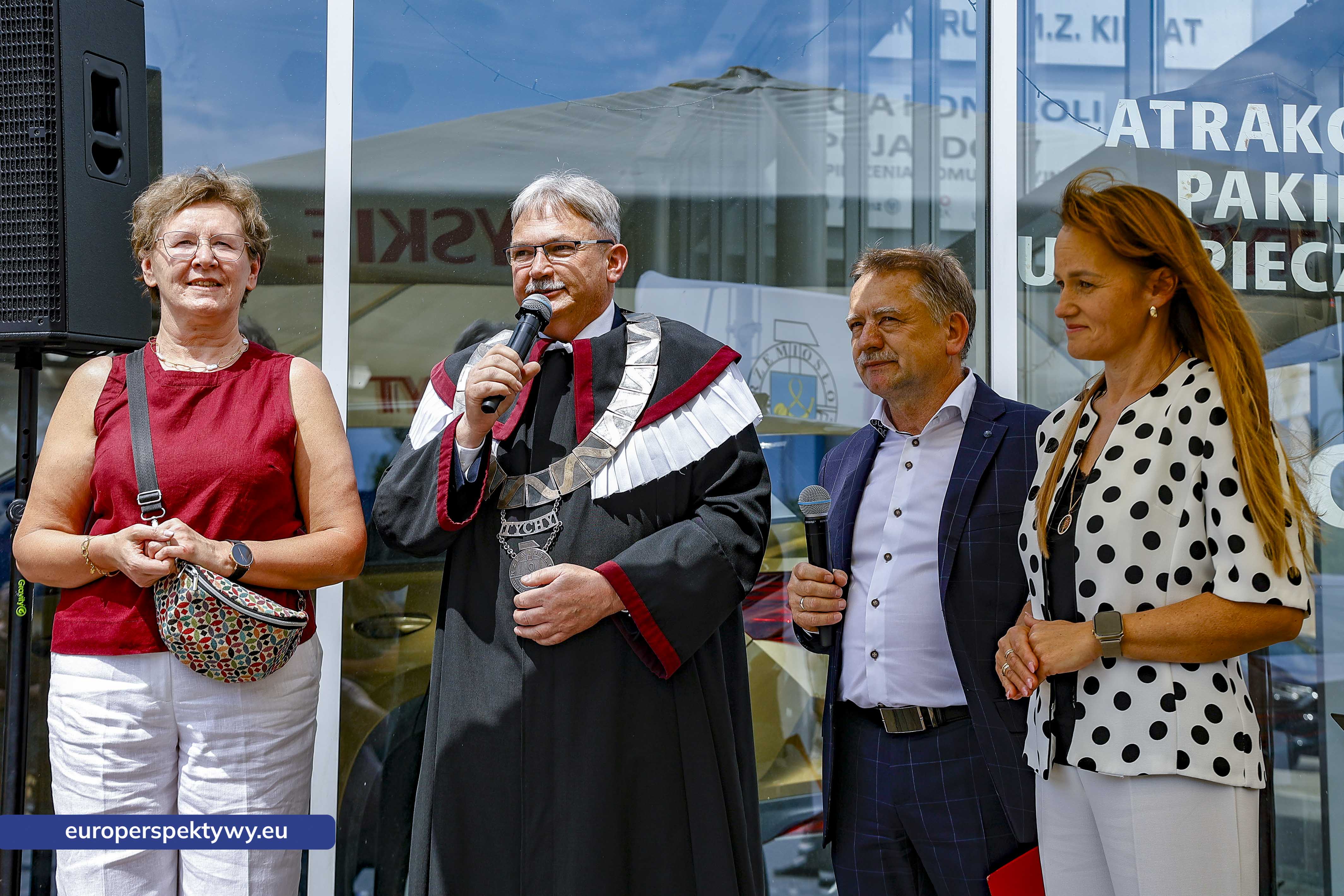 Europerspektywy Terminek Mechanik stanął przed Auto Centrum Kierat Tychy